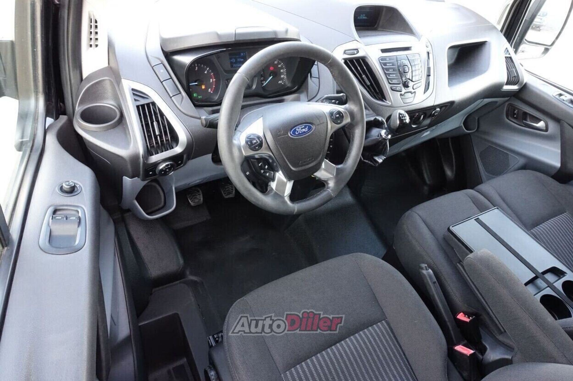 Ford Transit Custom 2015, kuva 6/10