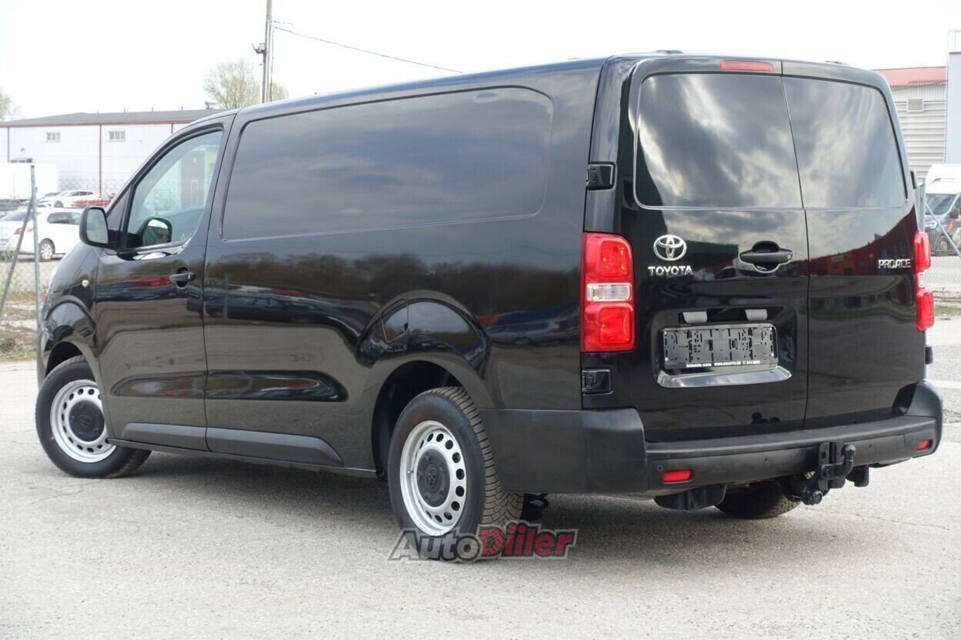 Toyota ProAce 2017, photo 2/10