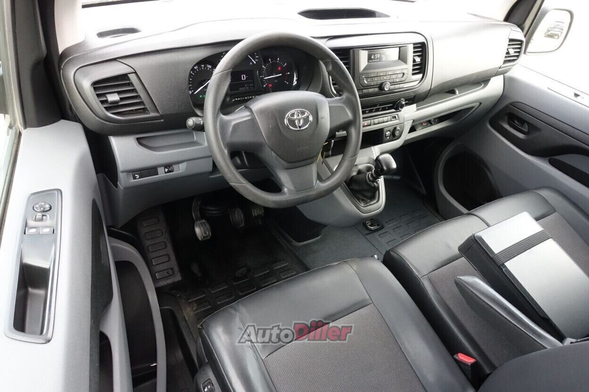 Toyota ProAce 2017, photo 6/10