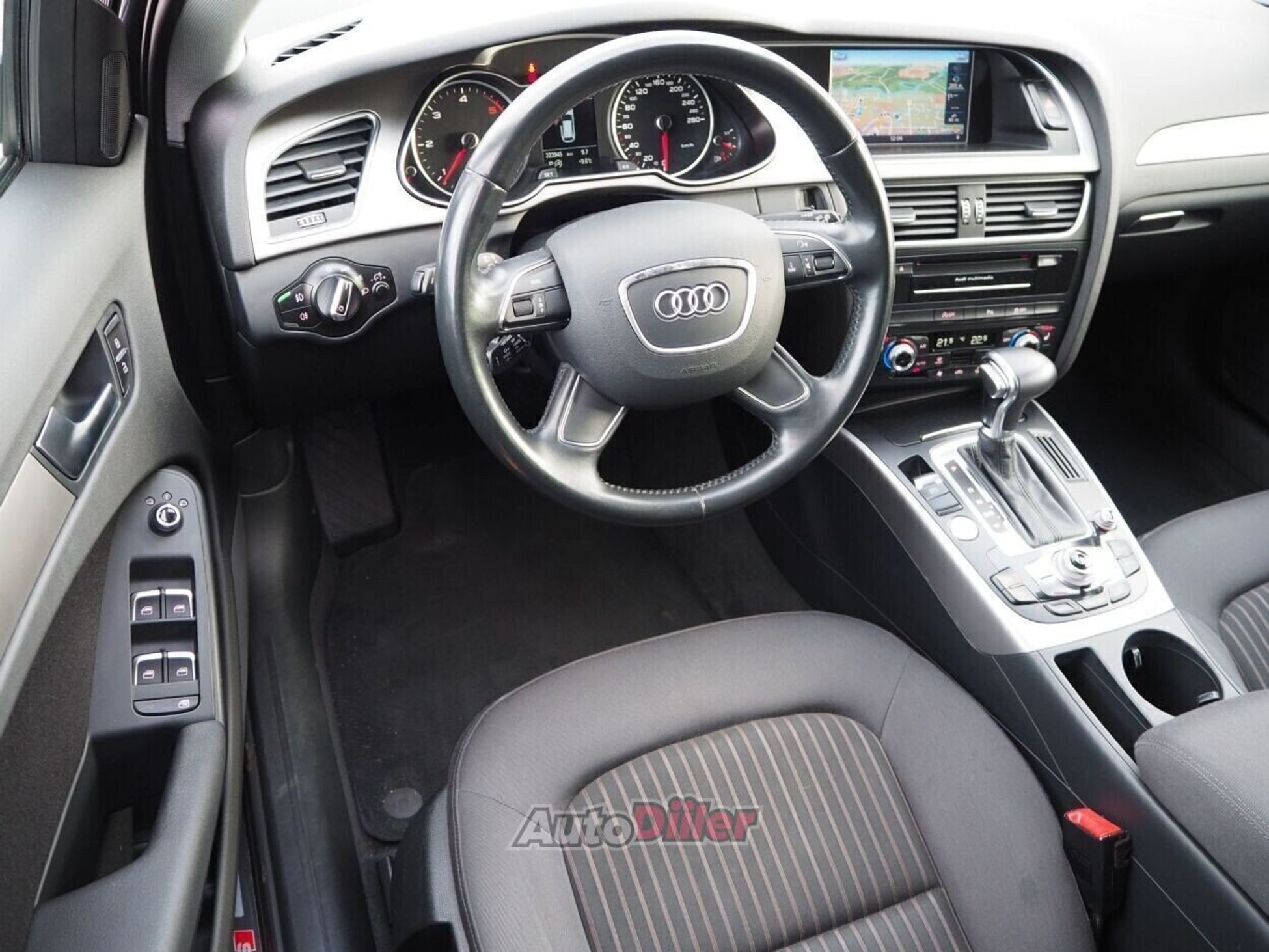 Audi A4 2014, photo 6/10