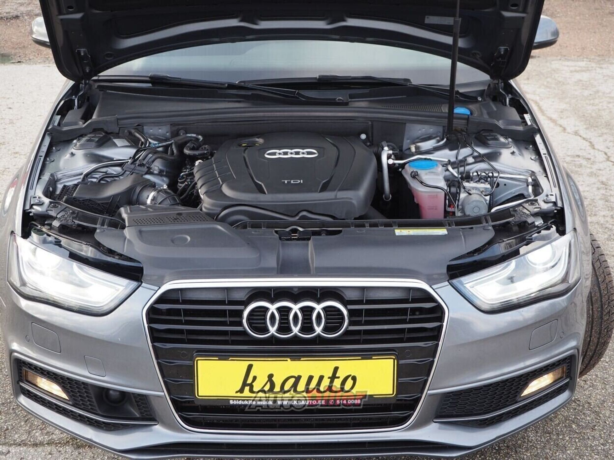 Audi A4 2014, photo 5/10