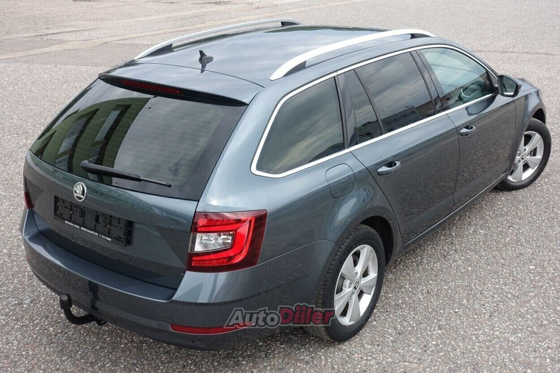 Skoda Octavia 2020, photo 4/10