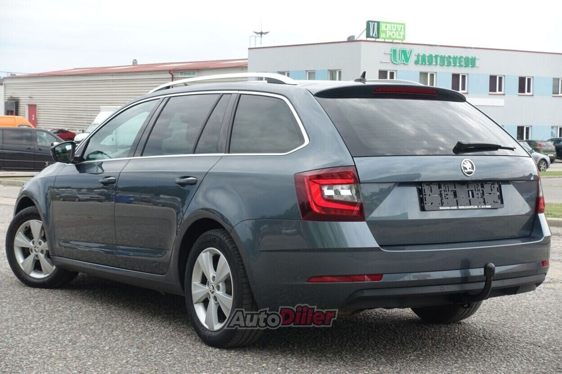 Skoda Octavia 2020, photo 2/10