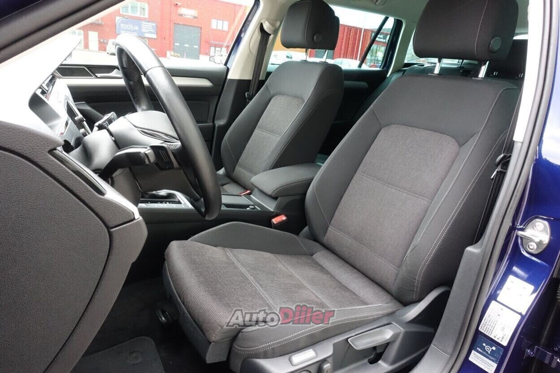 Volkswagen Passat 2018, photo 7/10