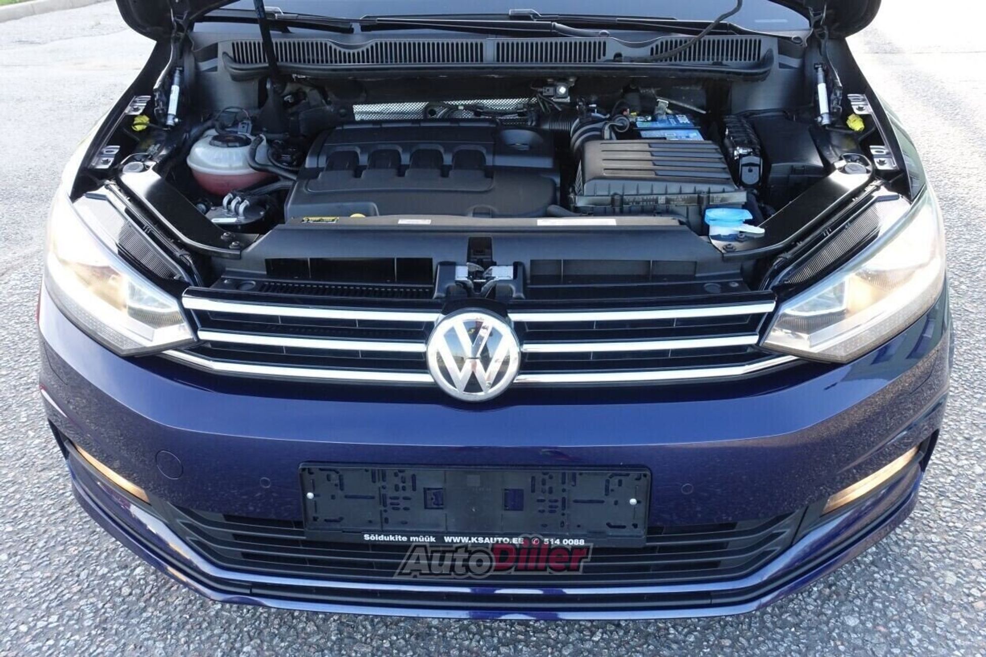 Volkswagen Touran 2019, photo 5/10