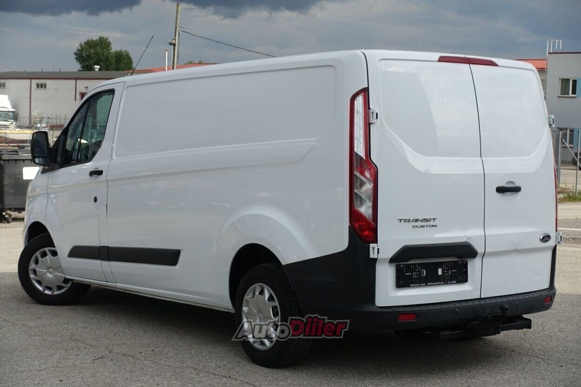 Ford Transit Custom 2017, kuva 2/10
