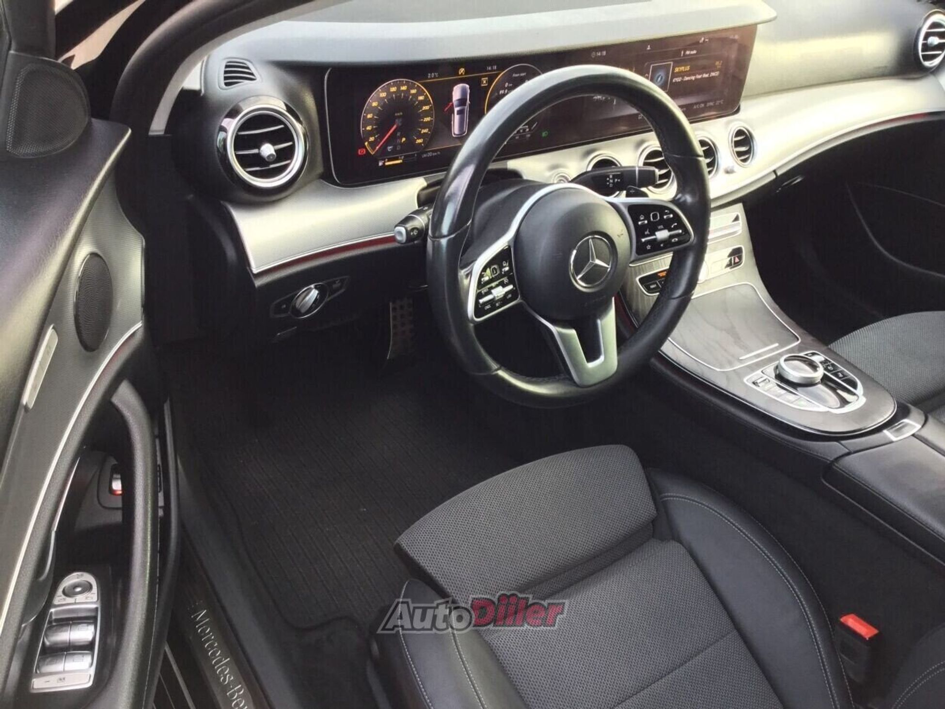 Mercedes-Benz E 220 2018, kuva 6/10