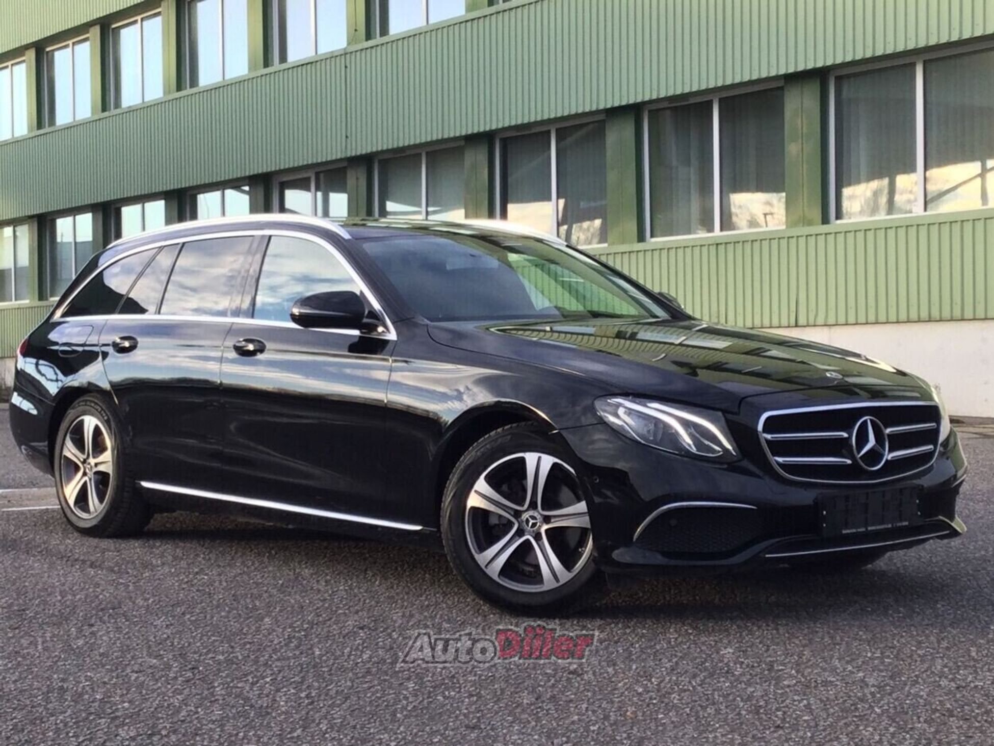 Mercedes-Benz E 220