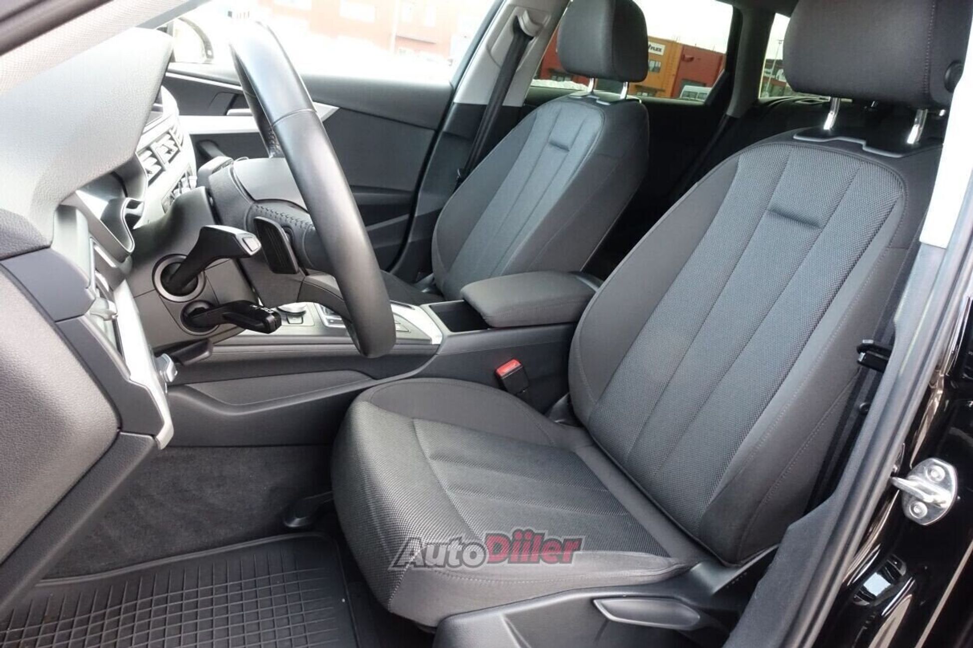 Audi A4 Avant 40 EU6 2.0 140kW 2019, kuva 7/10
