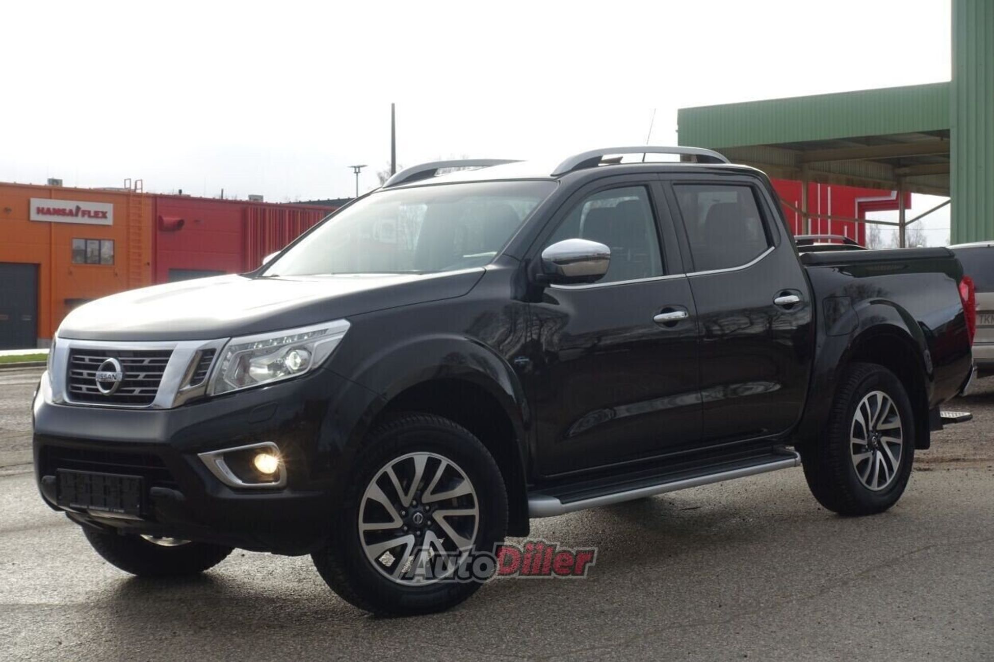Nissan Navara 2016, photo 3/10