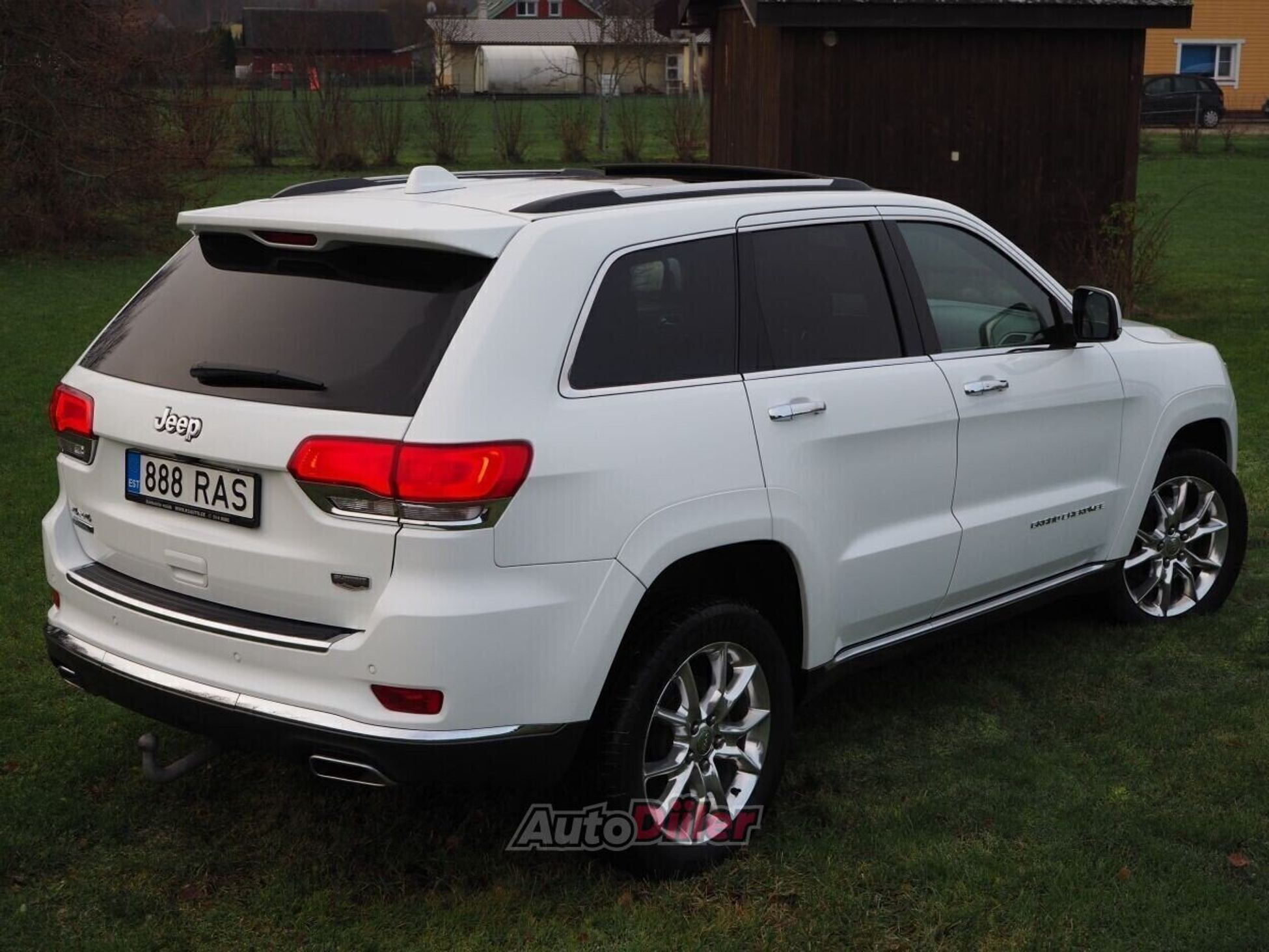 Jeep Grand Cherokee 2016, kuva 4/10