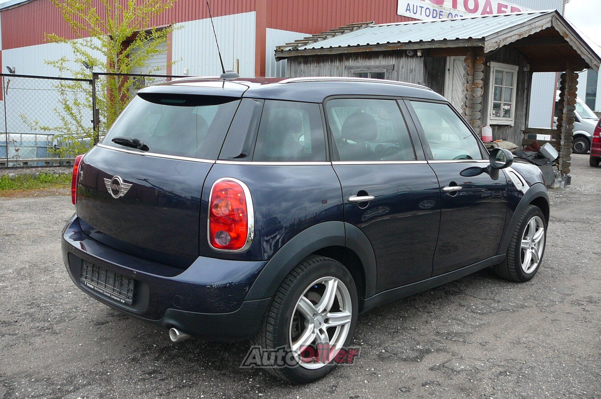 MINI Cooper D 1.6 82kW 2013, photo 2/5