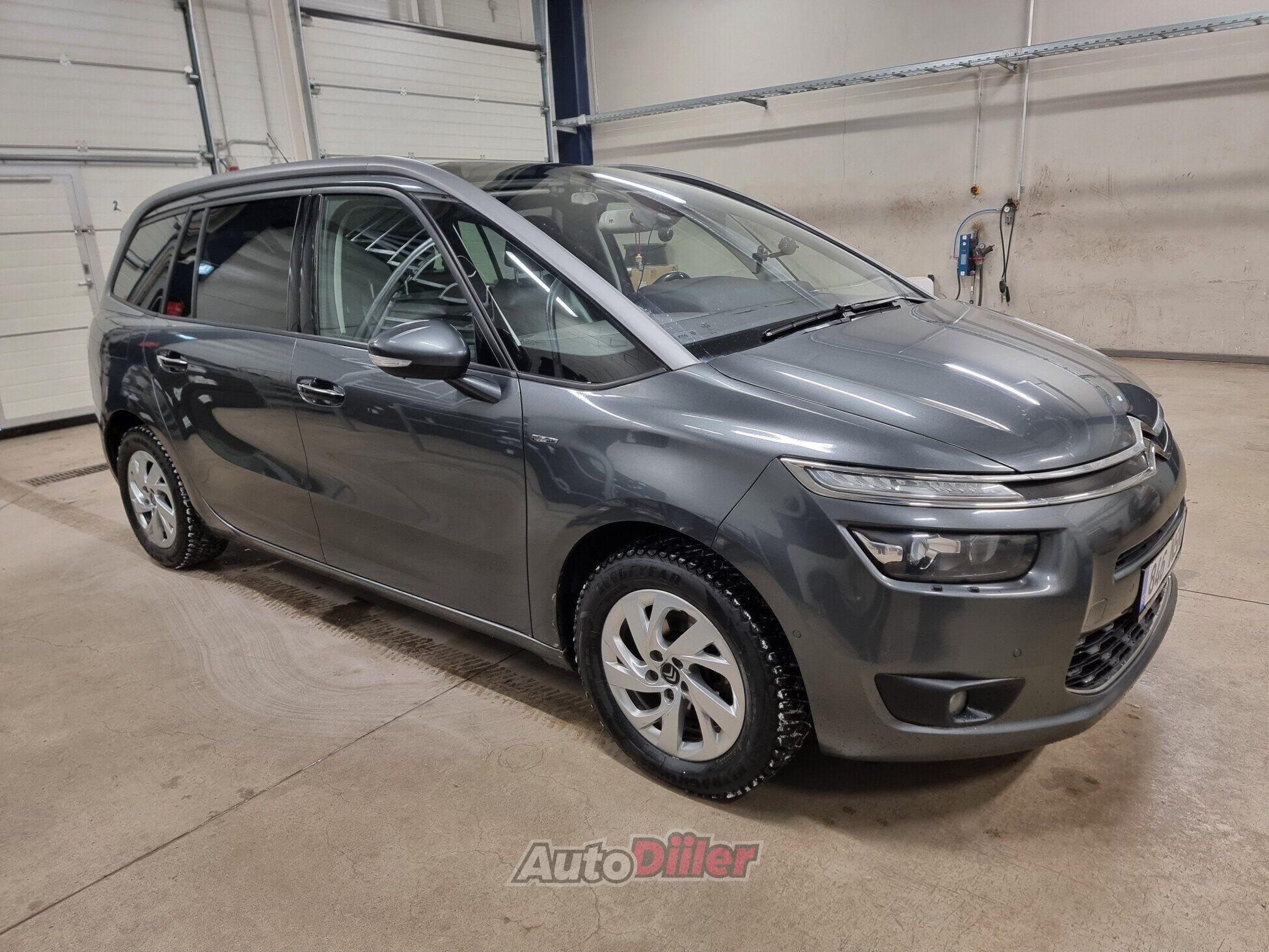 Citroen C4 Picasso Exclusive 2.0 110kW 2014, photo 4/10