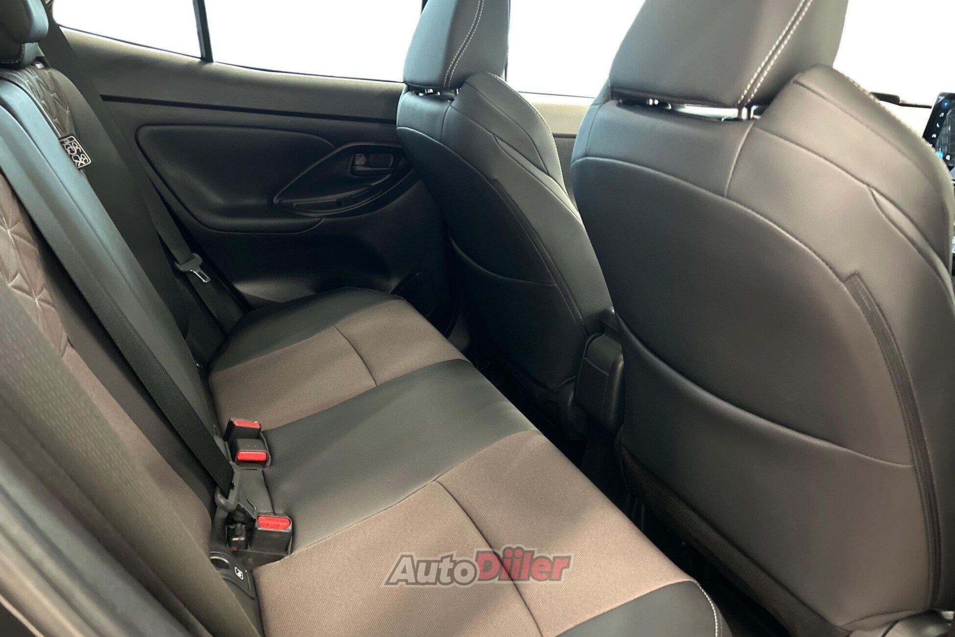 Toyota Yaris Cross 2025, photo 7/10