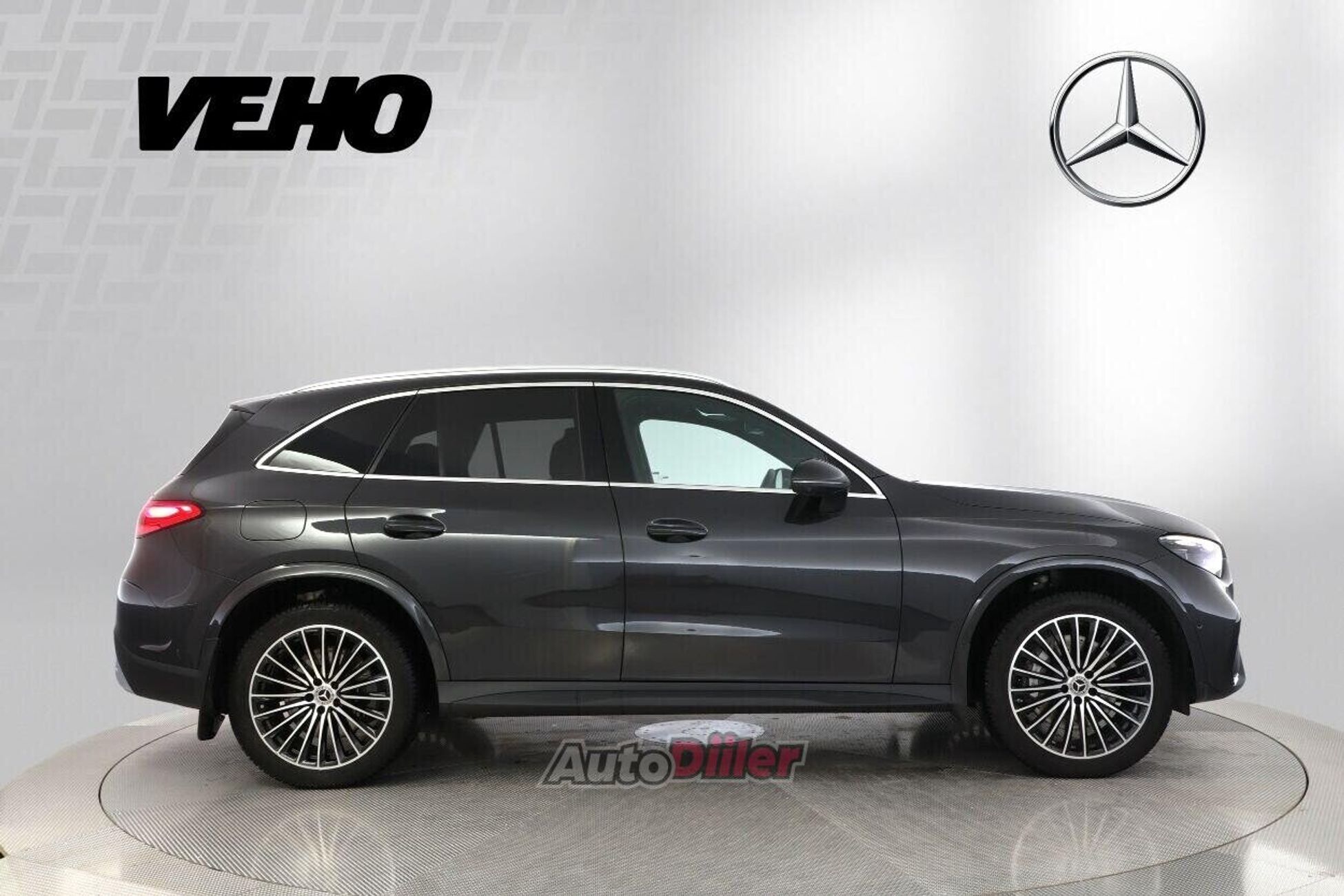 Mercedes-Benz GLC 300 2024, photo 2/10