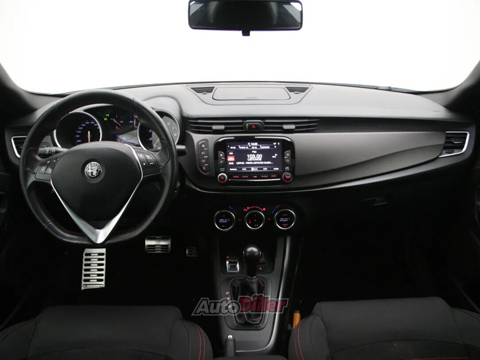 Alfa Romeo Giulietta 2018, photo 2/10