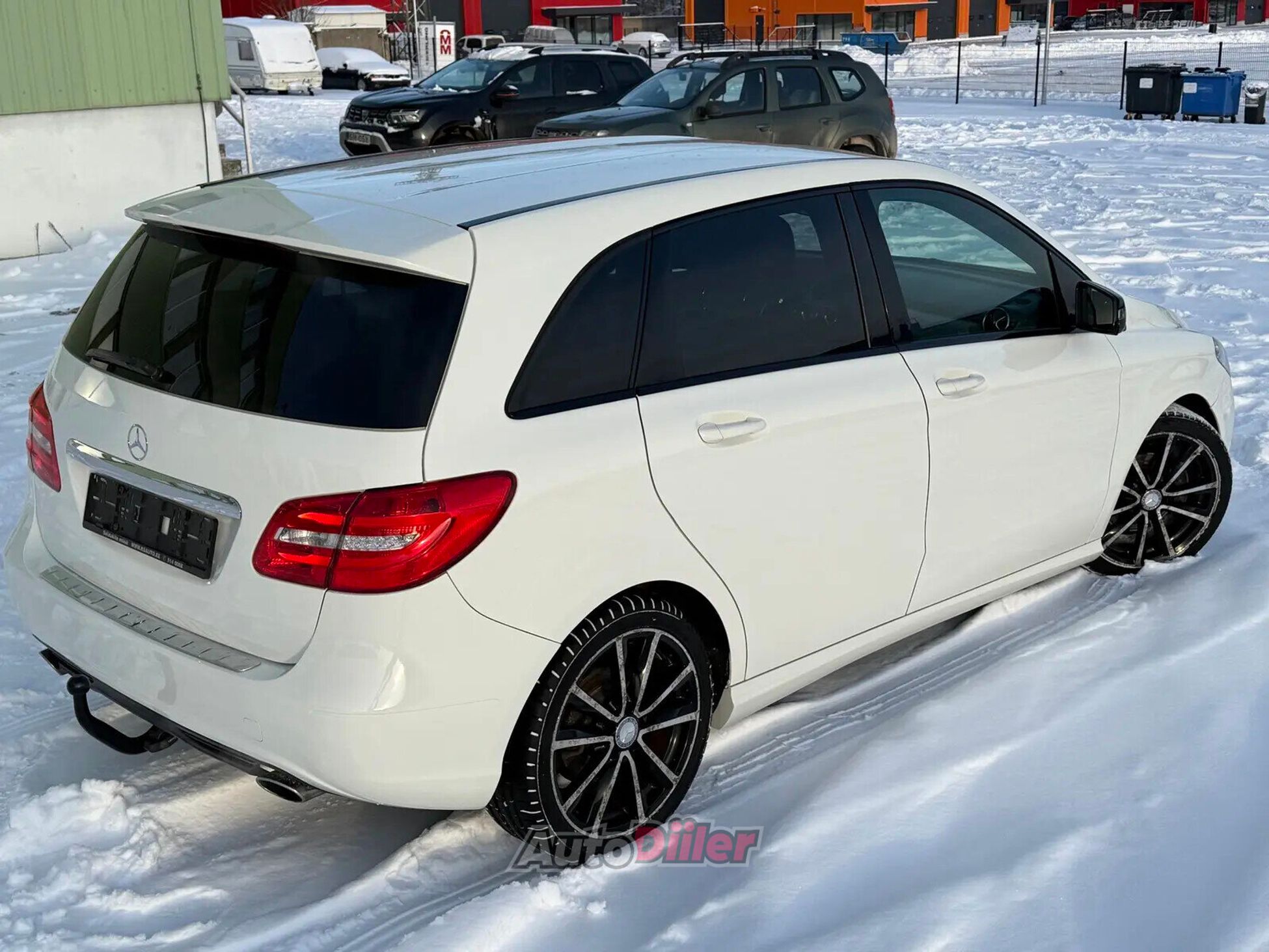 Mercedes-Benz B 200 2013, photo 4/10