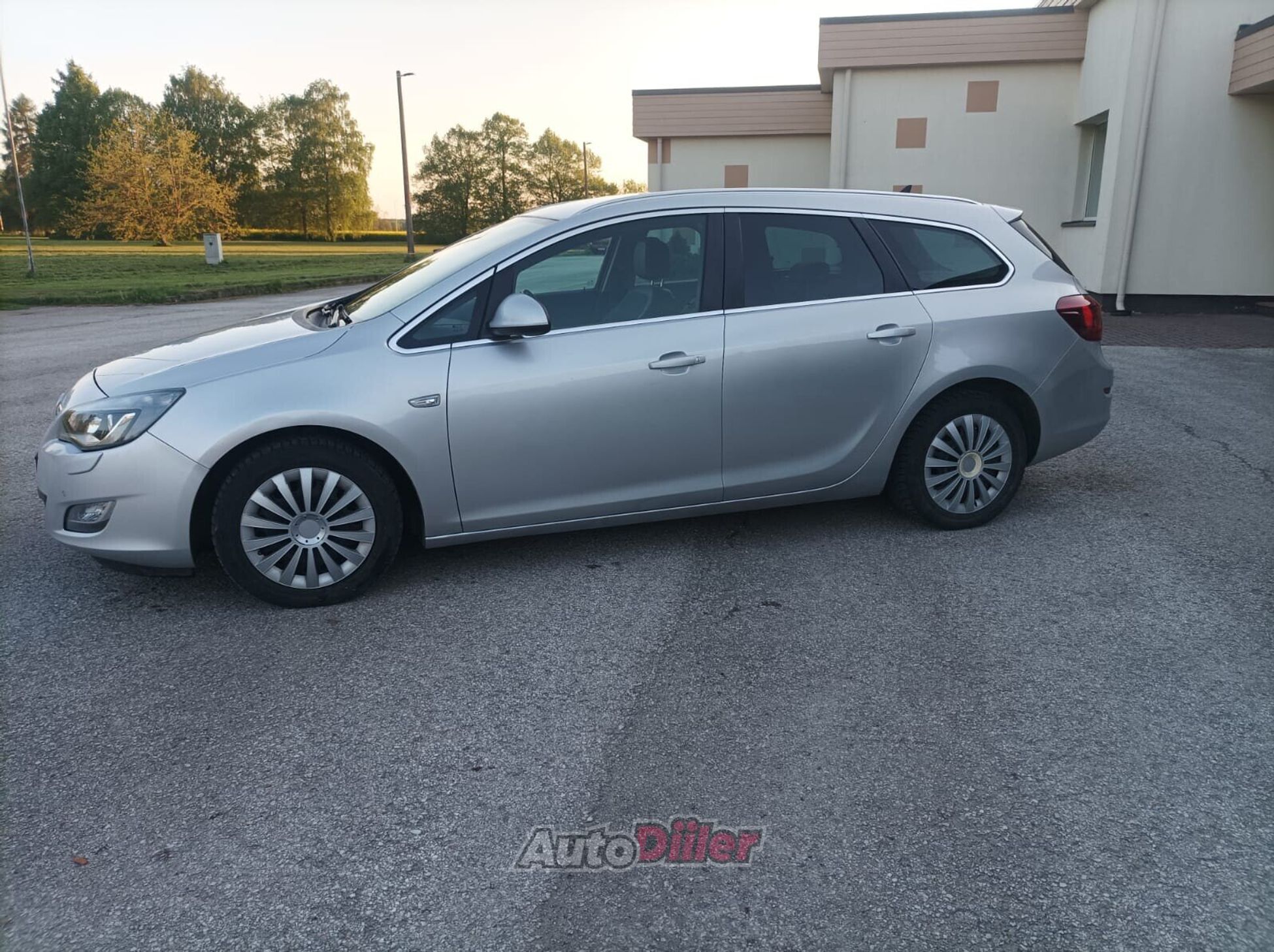 Opel Astra 1.7 81kW 2011, photo 5/10
