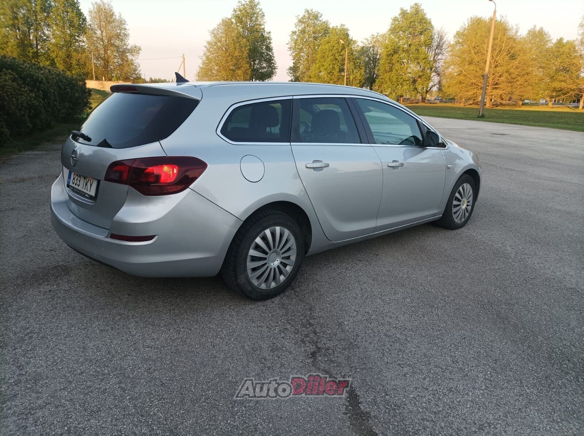 Opel Astra 1.7 81kW 2011, photo 3/10
