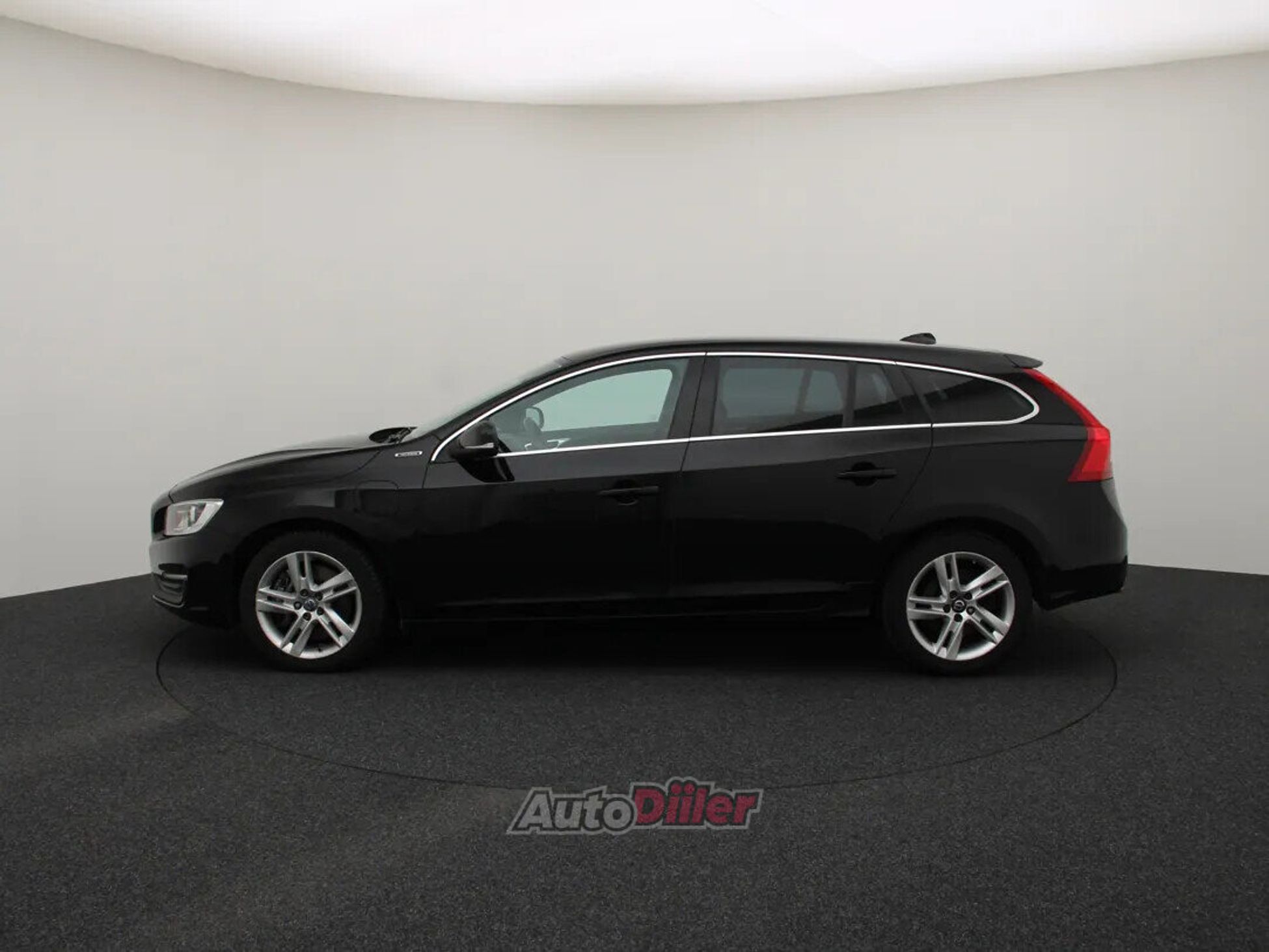 Volvo V60 Special Edition 2.4 206kW 2016, photo 6/10