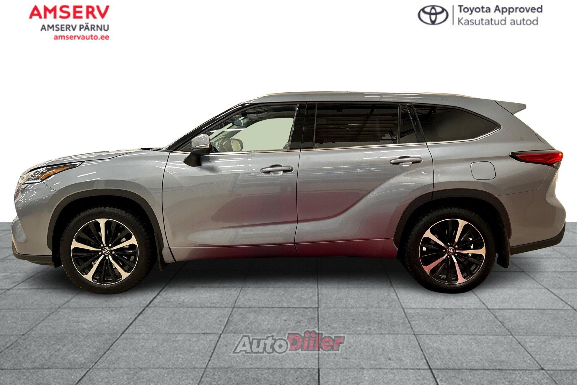 Toyota Highlander 2022, photo 3/10