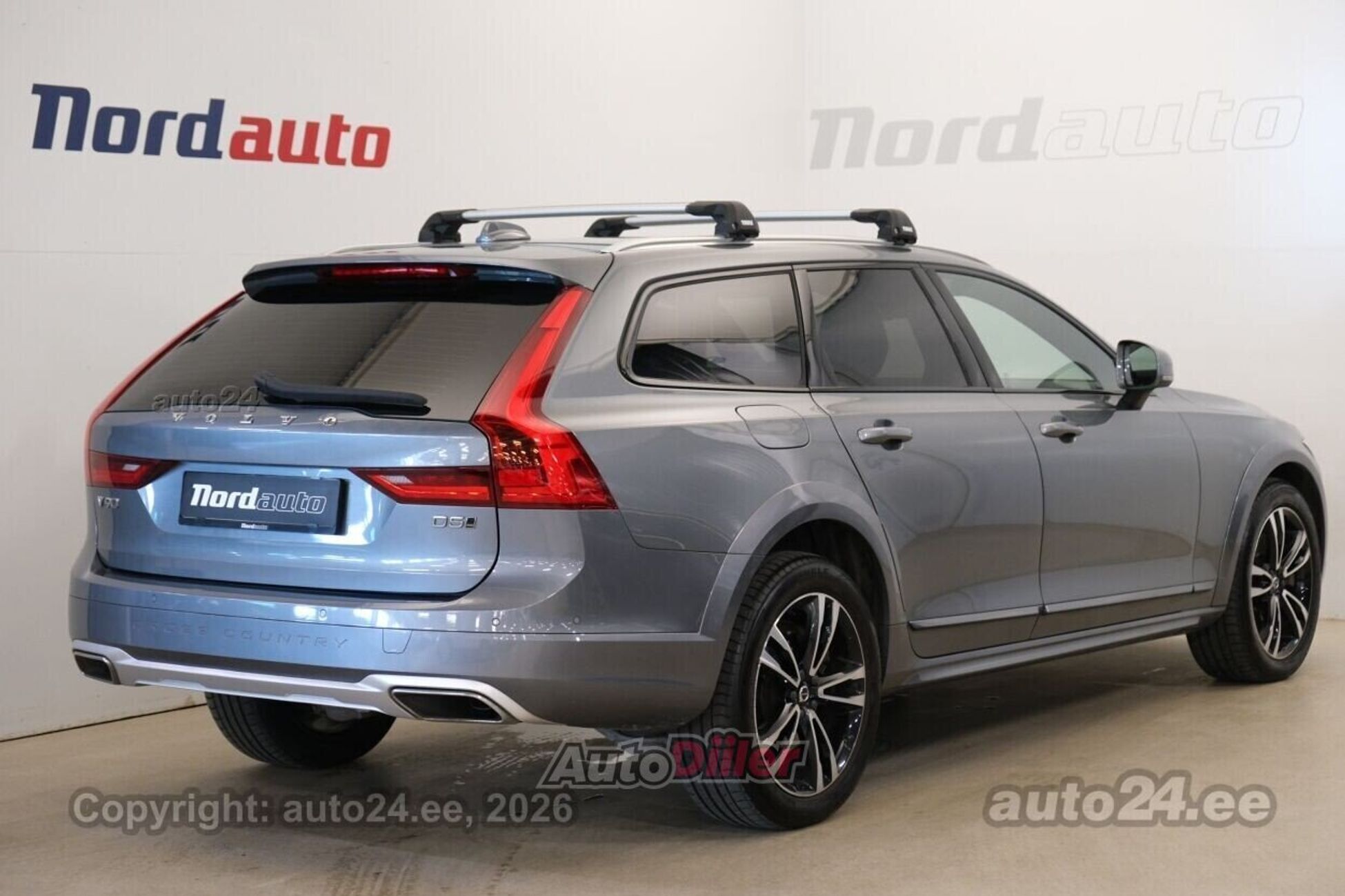 Volvo V90 Cross Country 2020, photo 2/10