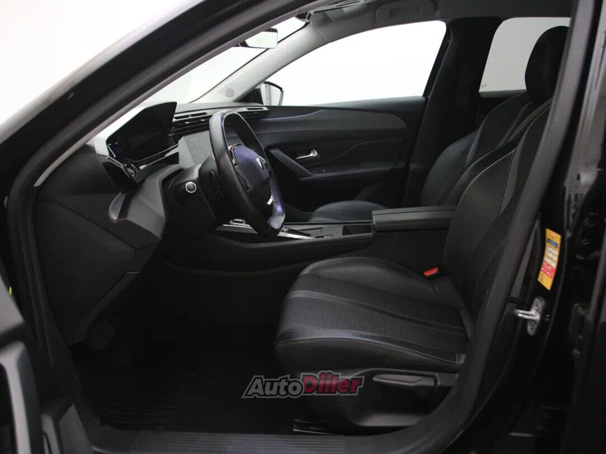 Peugeot 308 Allure 1.5 96kW 2022, kuva 4/10