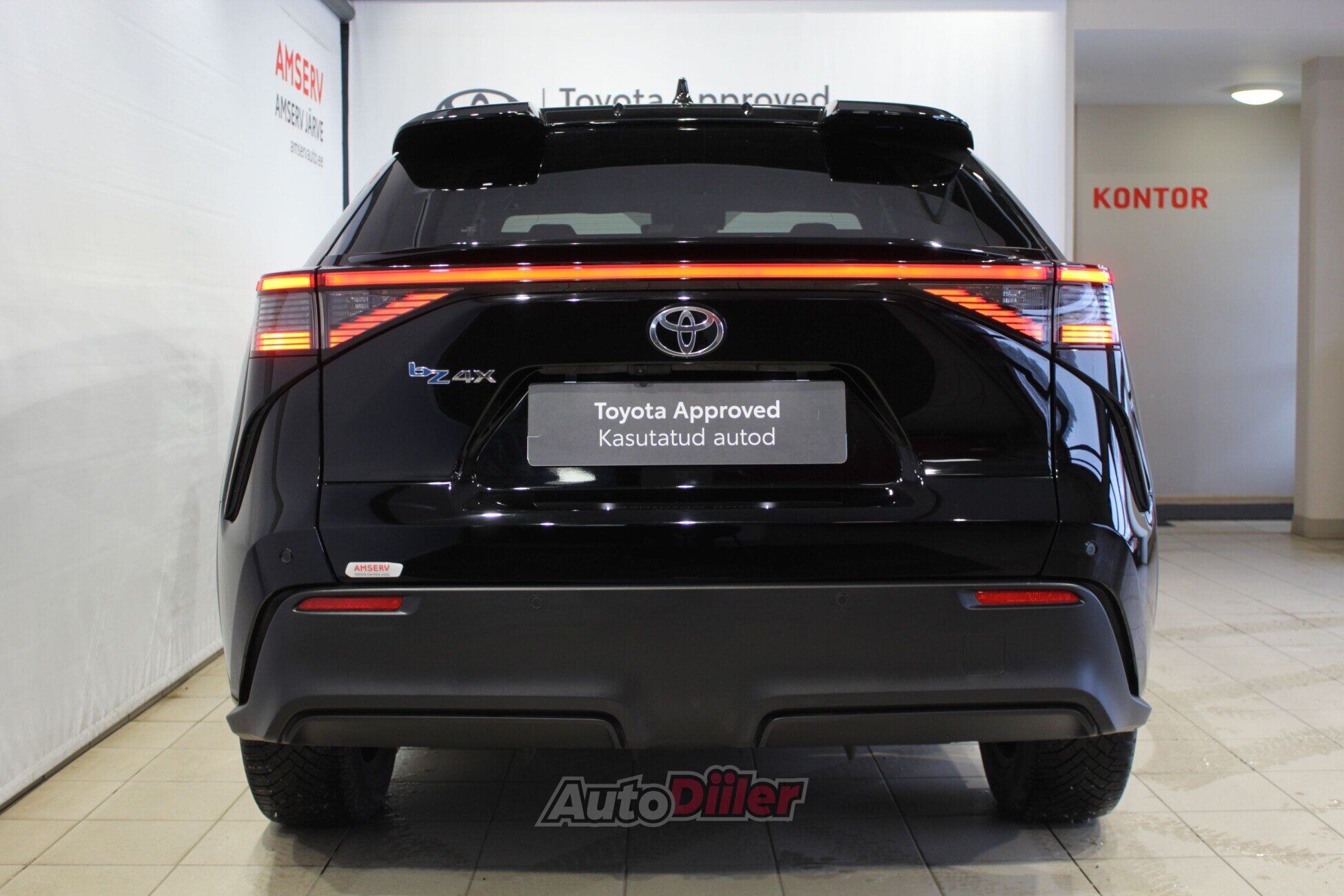 Toyota bZ4X Executive 73kW 2025, kuva 4/10