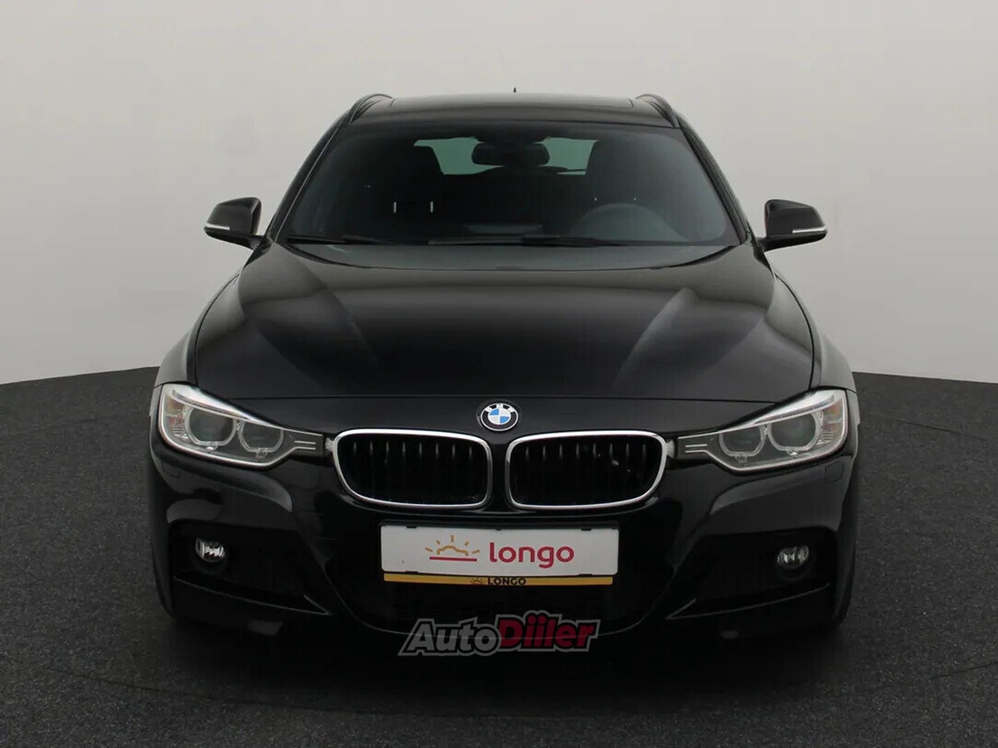 BMW 320 High Executive 2.0 135kW 2015, photo 3/10