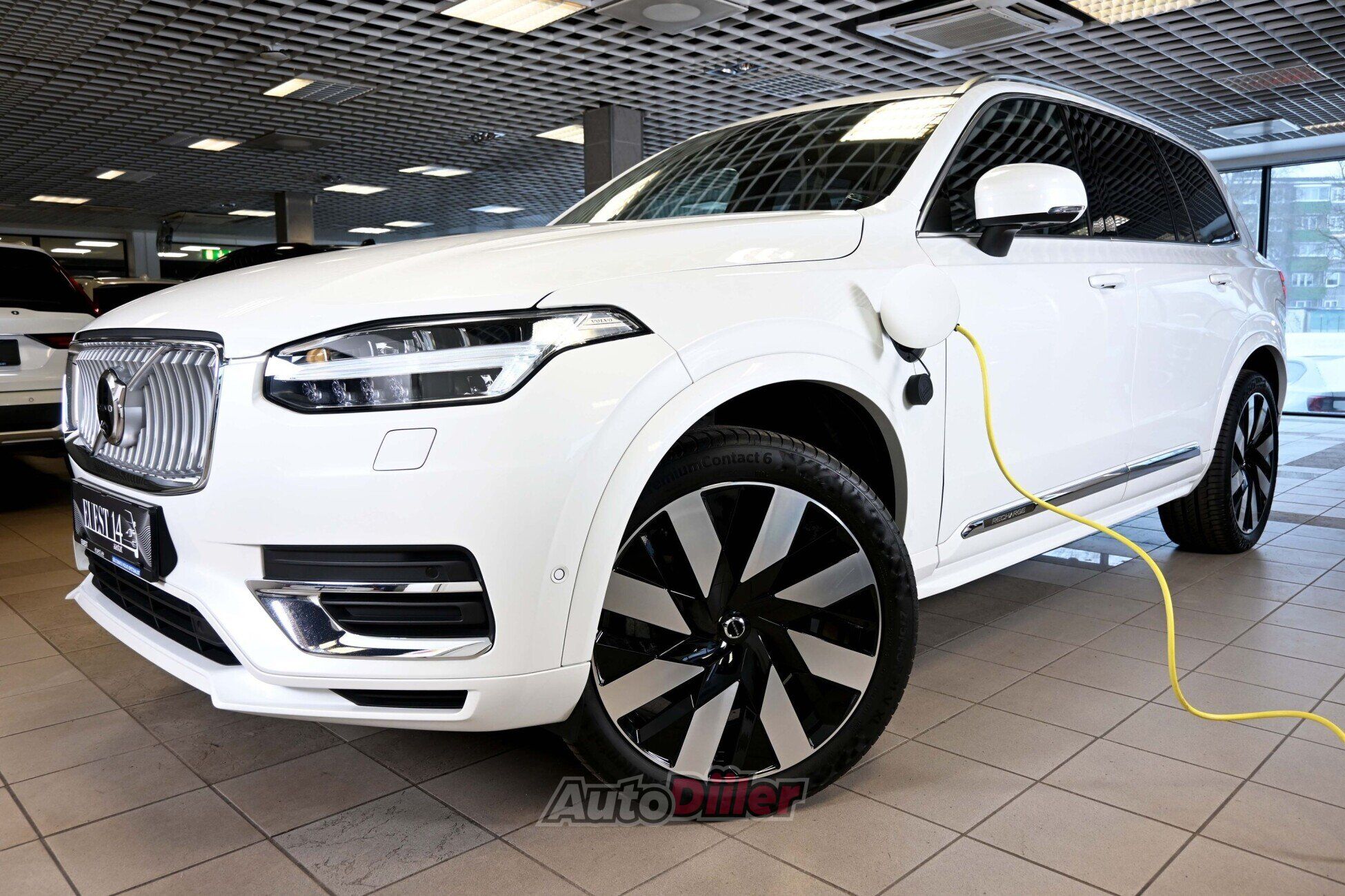 Volvo XC90 2024, photo 4/10
