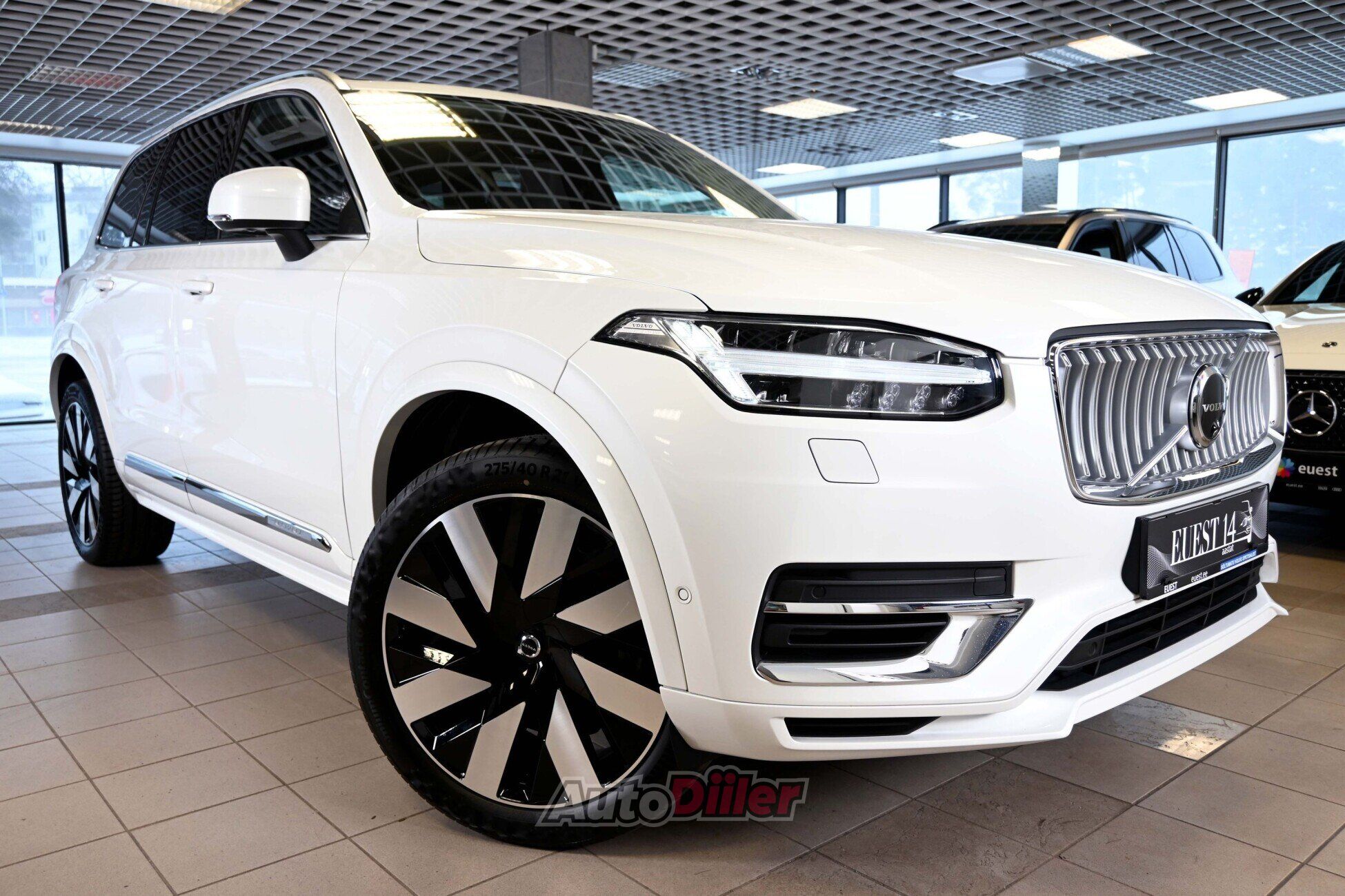 Volvo XC90 2024, photo 2/10