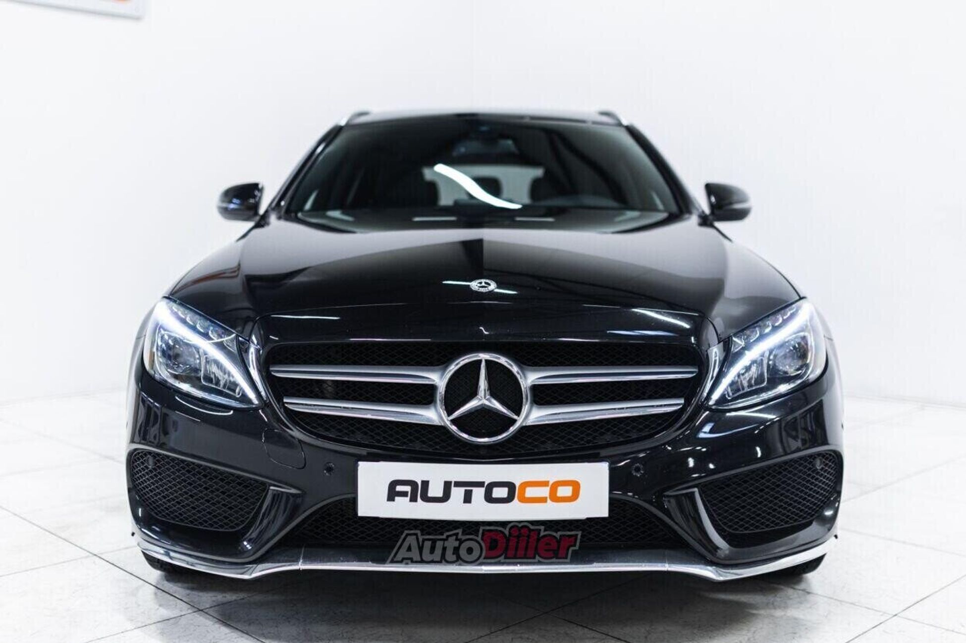 Mercedes-Benz C 350 e AMG Line 2.0 205kW 2017, photo 3/10
