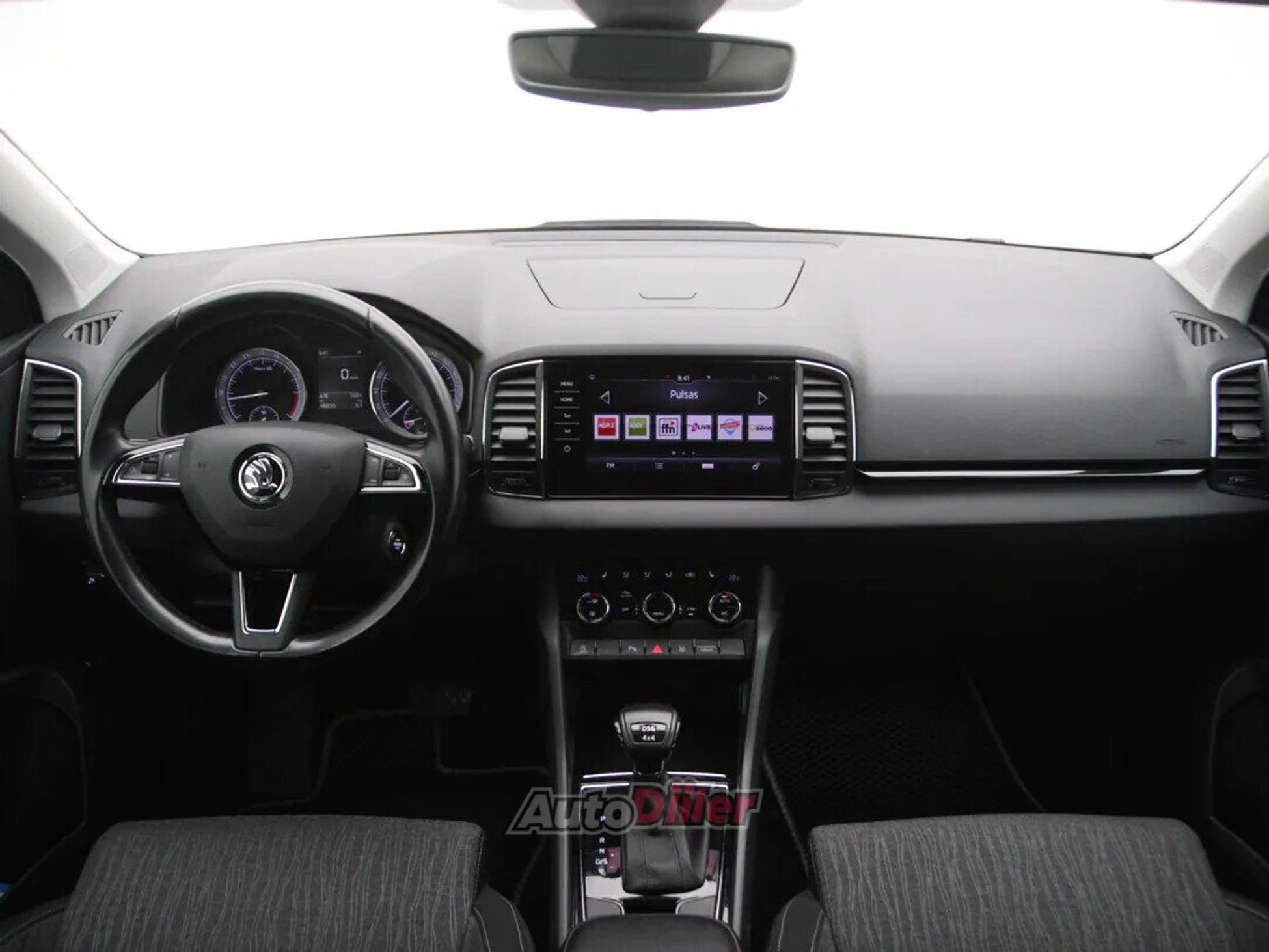 Skoda Karoq 2.0 110kW 2019, kuva 2/10