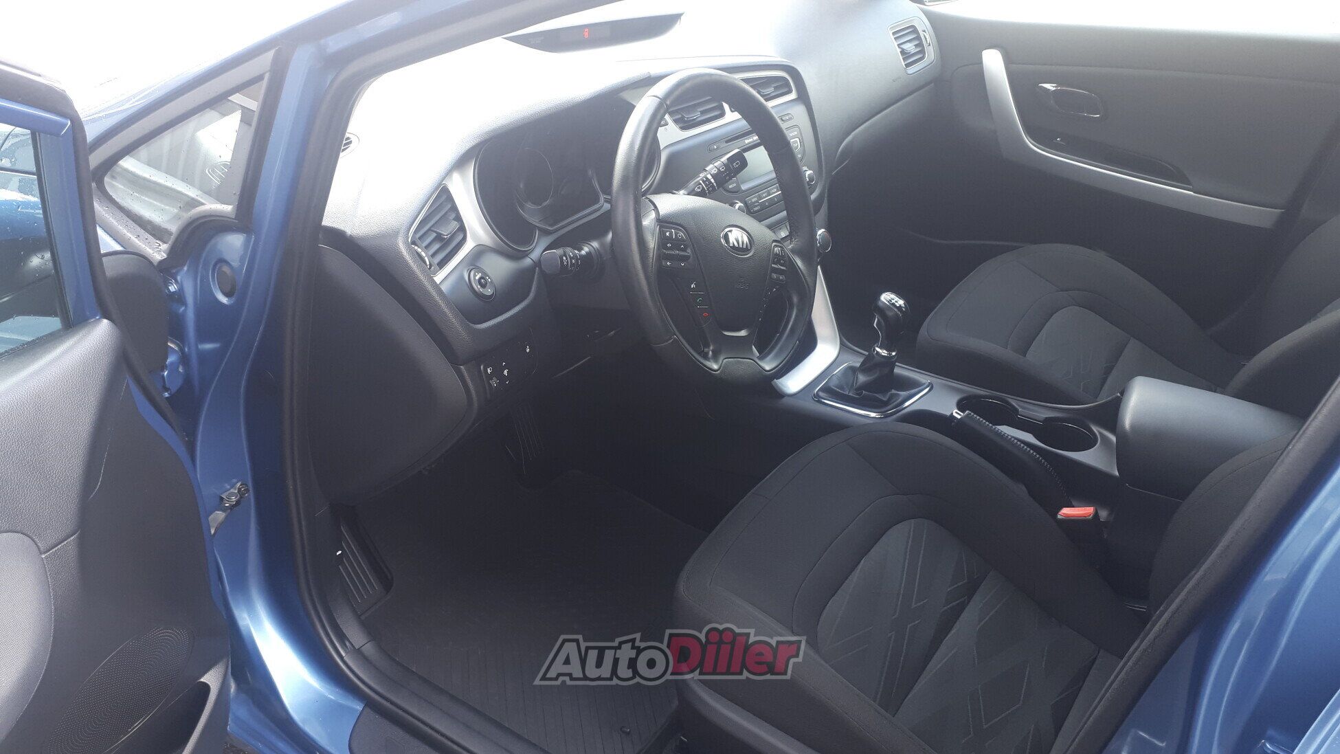 Kia cee'd / Ceed JD 1.6 94kW 2015, kuva 6/8