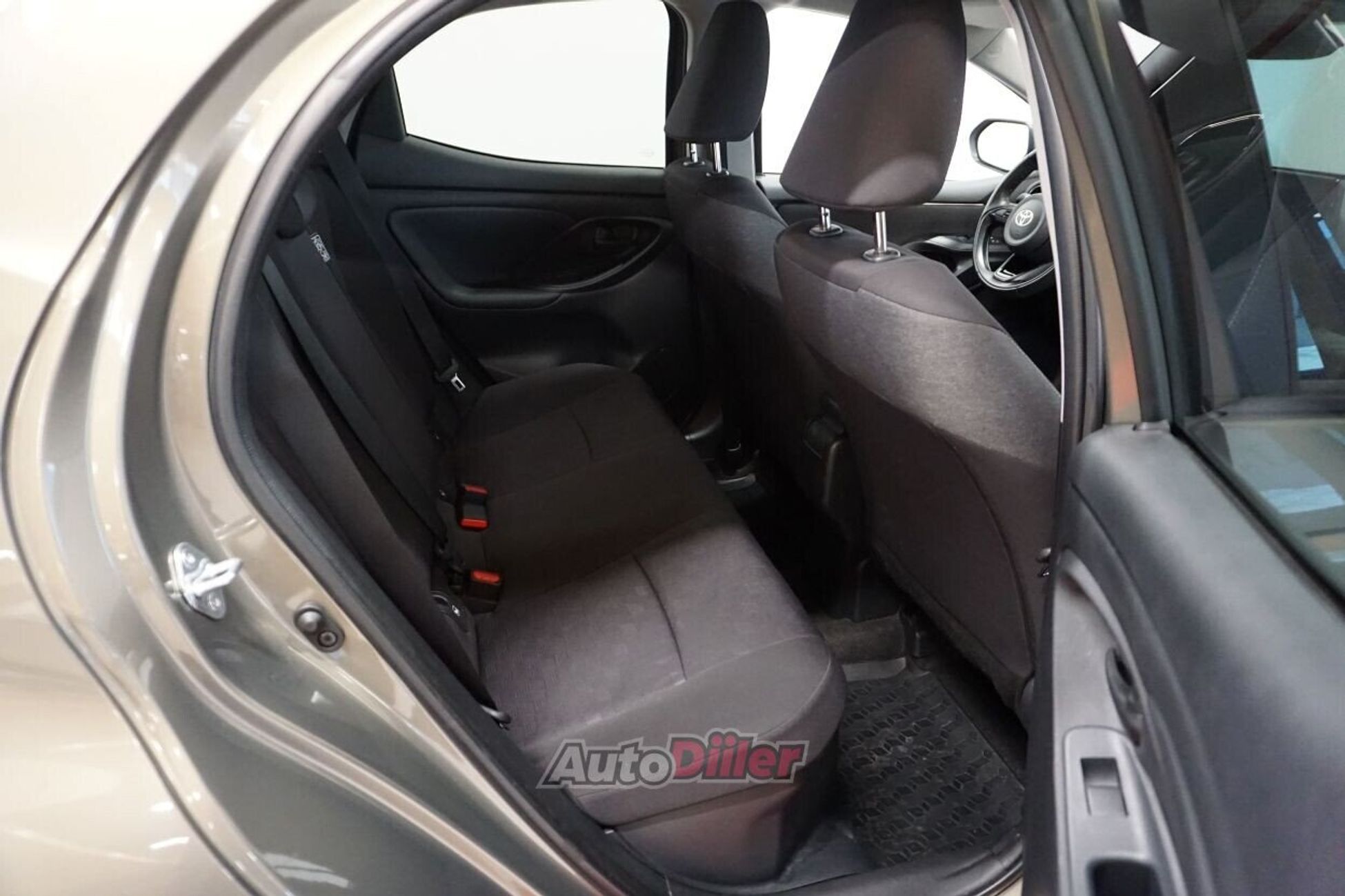 Toyota Yaris Active Plus 1.5 68kW 2024, kuva 7/10