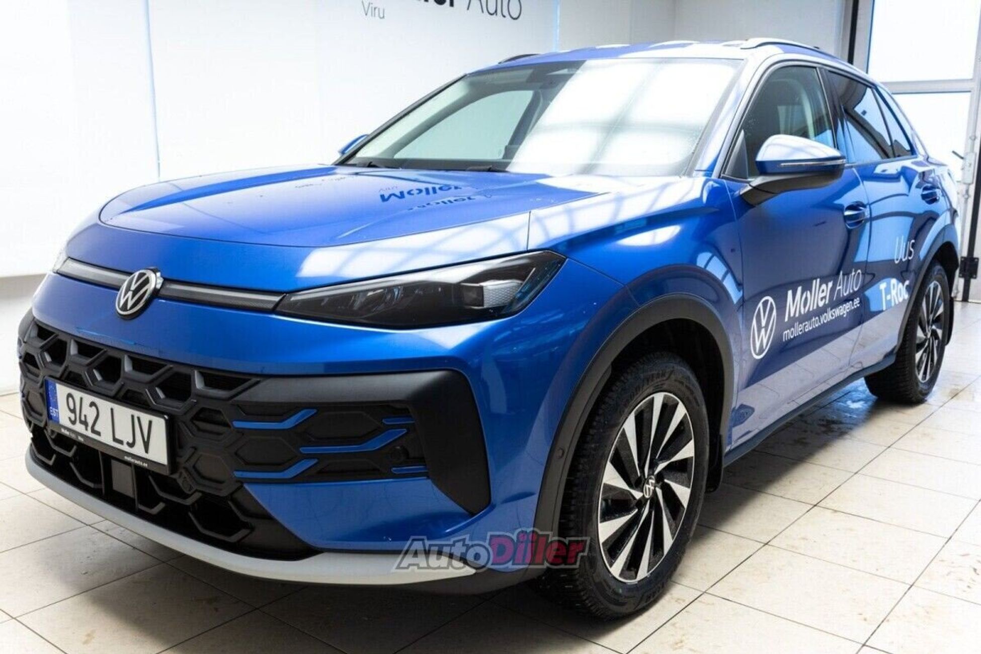 Volkswagen T-Roc 1.5 110kW 2026, photo 2/10
