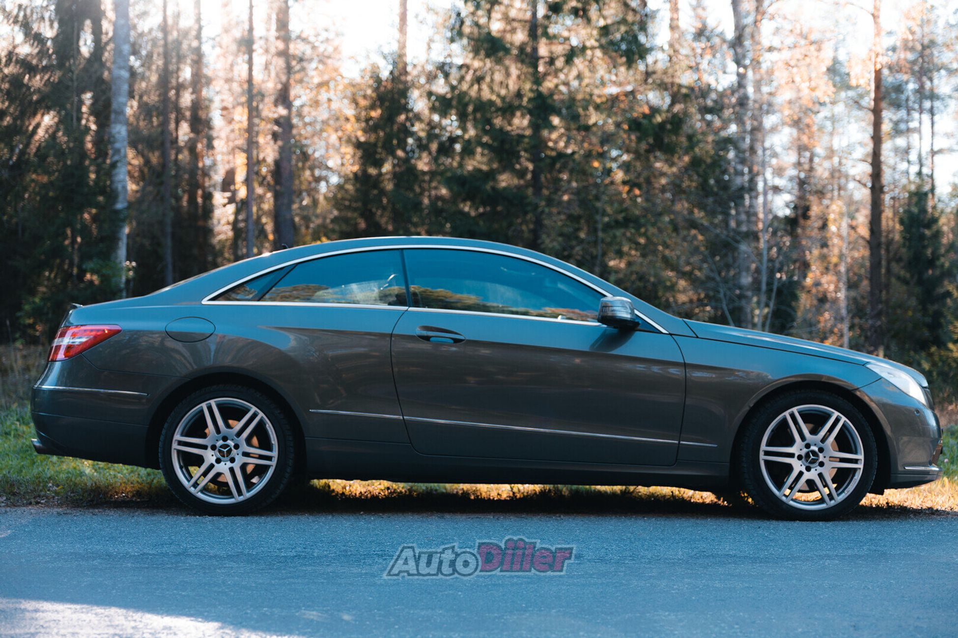 Mercedes-Benz E 350 3.0 170kW 2010, photo 4/10