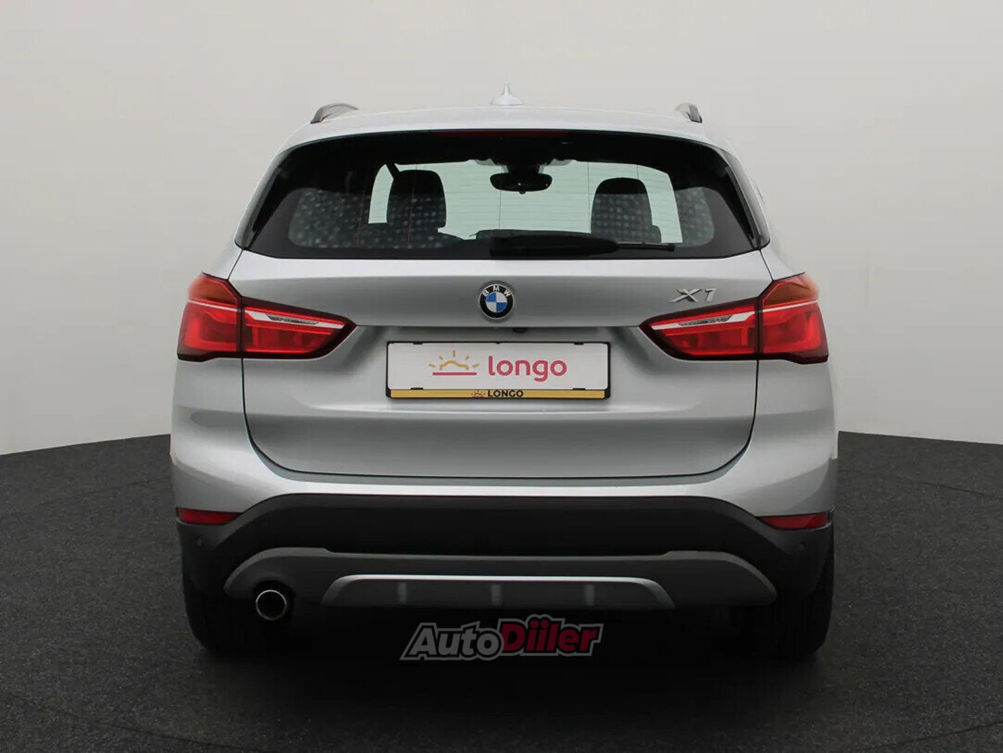 BMW X1 High Executive 2.0 110kW 2018, kuva 5/10