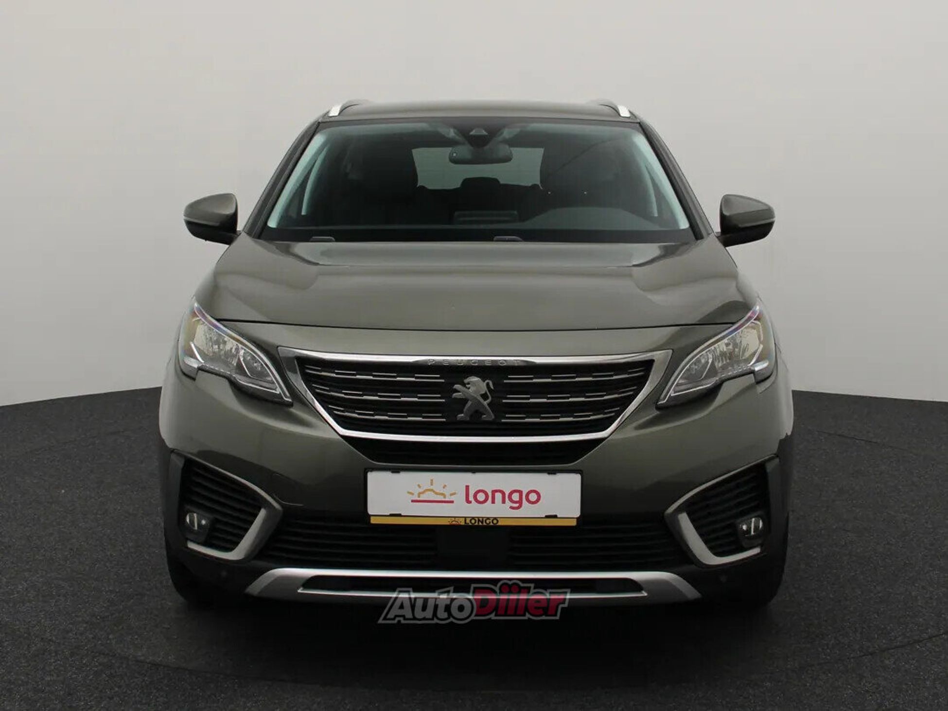 Peugeot 5008 Allure 1.5 96kW 2019, photo 3/10