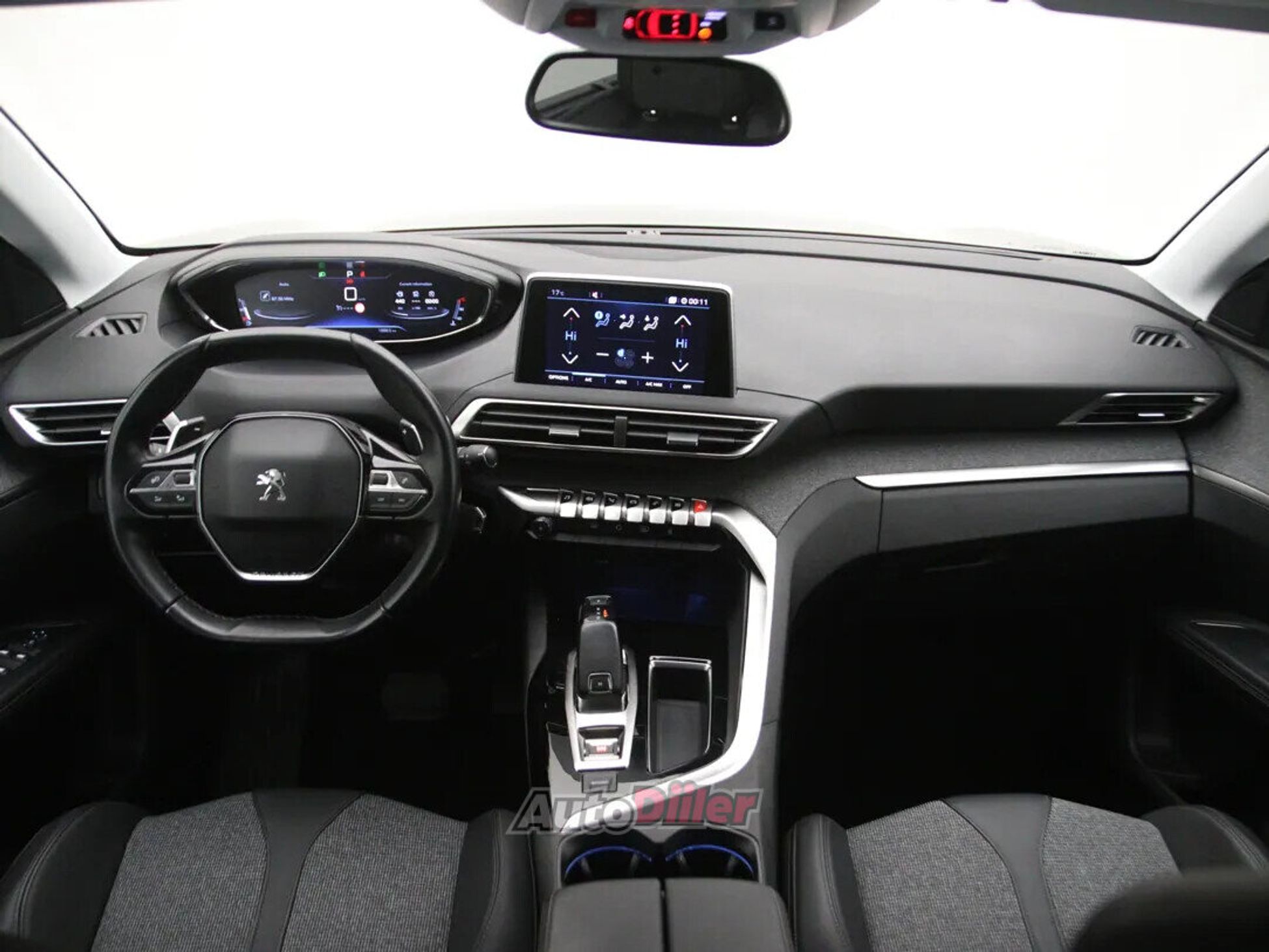 Peugeot 5008 Allure 1.5 96kW 2019, photo 2/10