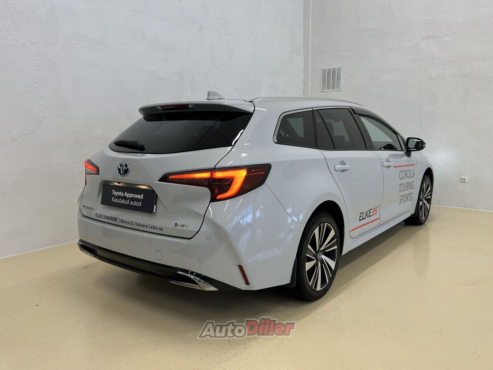 Toyota Corolla 2025, photo 2/10