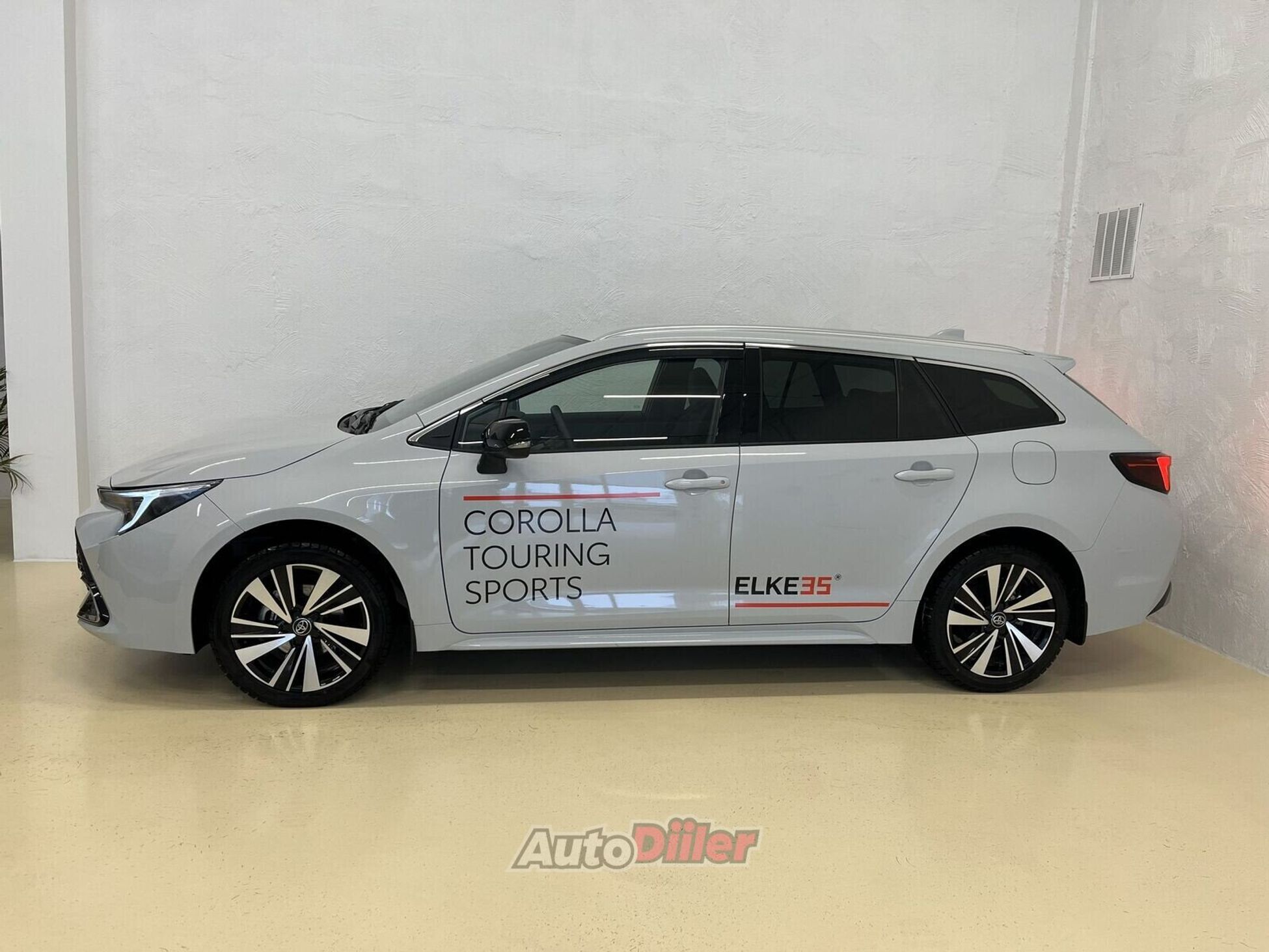 Toyota Corolla 2025, photo 3/10