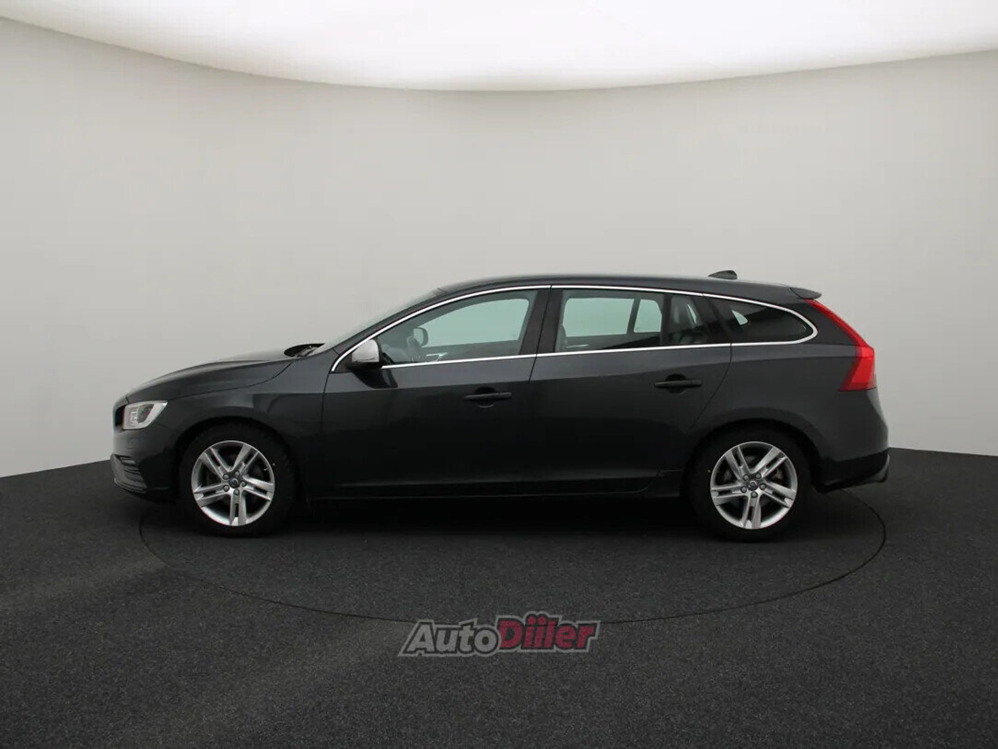Volvo V60 Nordic+ 2.0 110kW 2017, photo 6/10