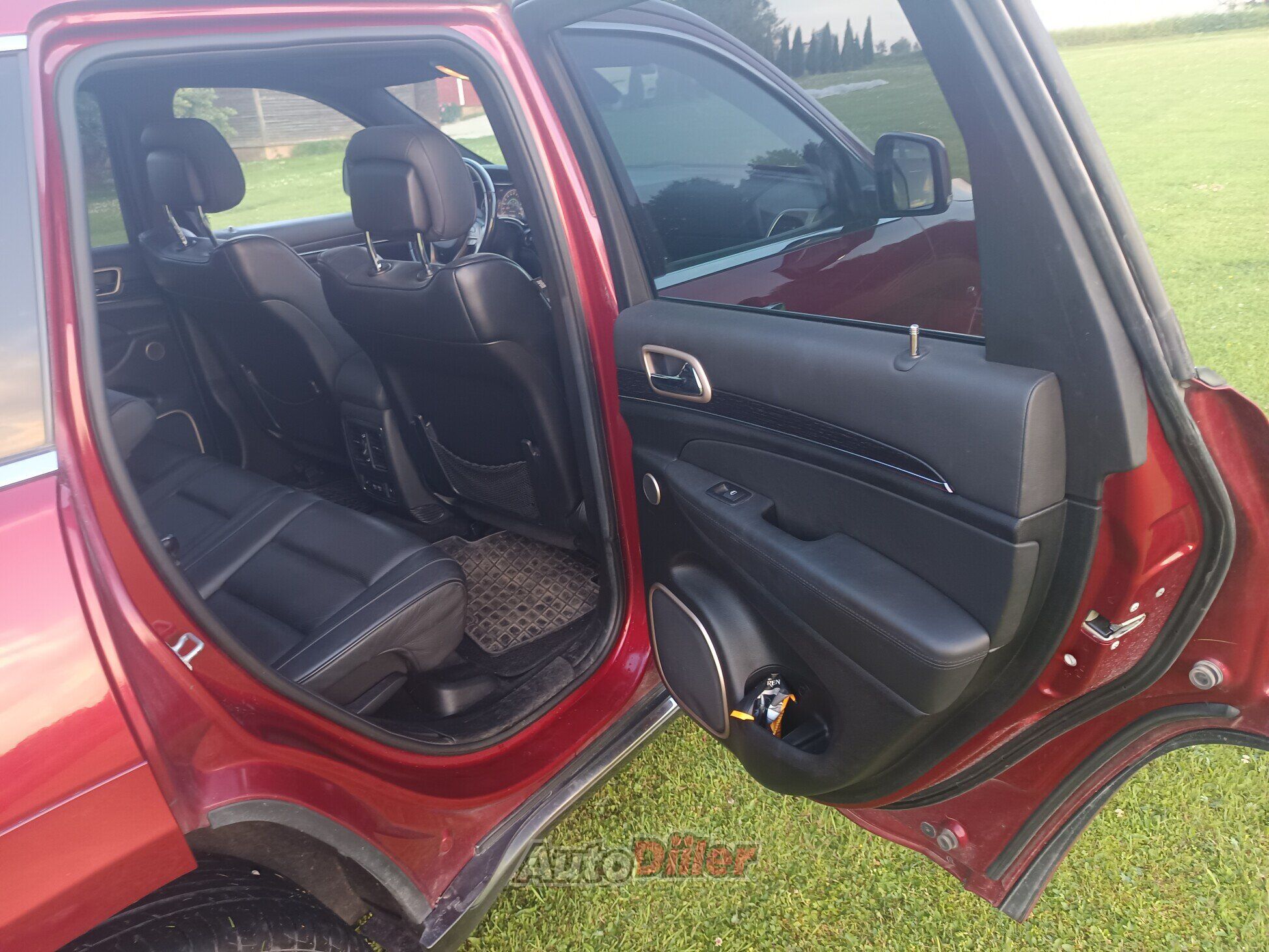 Jeep Grand Cherokee 3.0 184kW 2013, photo 6/10