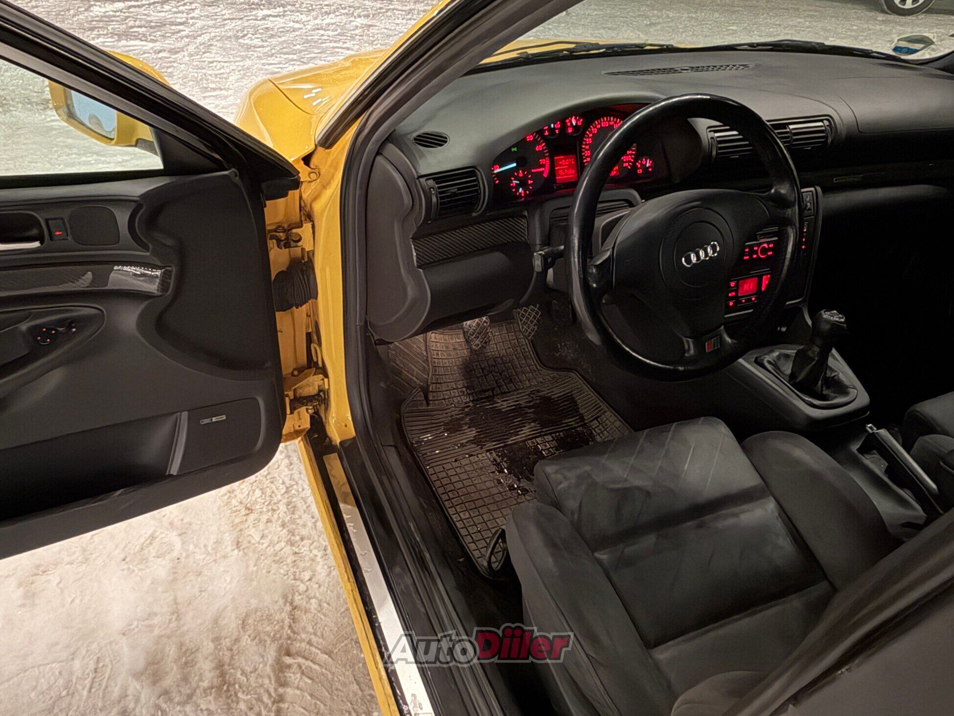 Audi S4 2.7 195kW 1998, kuva 6/10