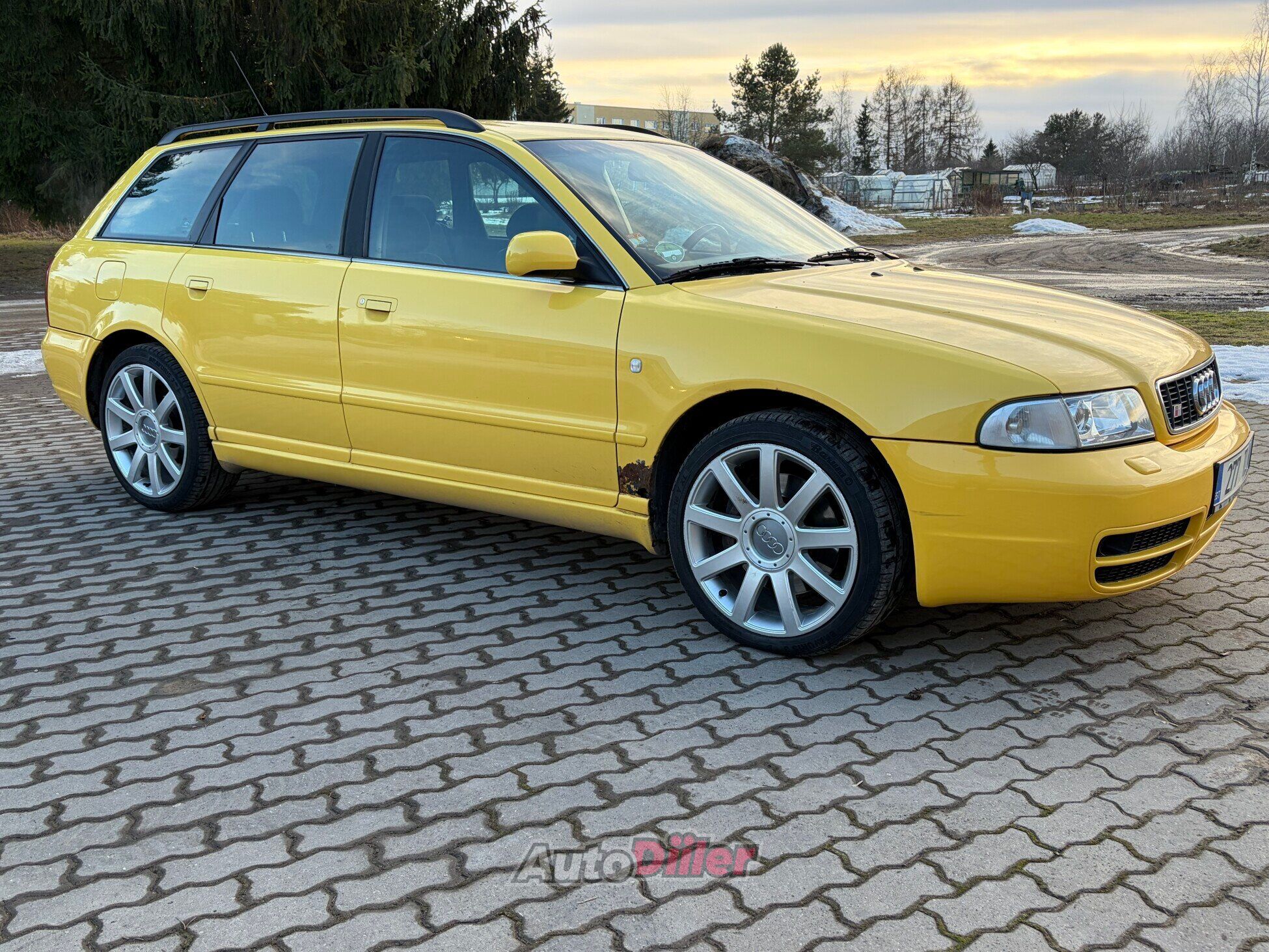 Audi S4 2.7 195kW 1998, kuva 5/10