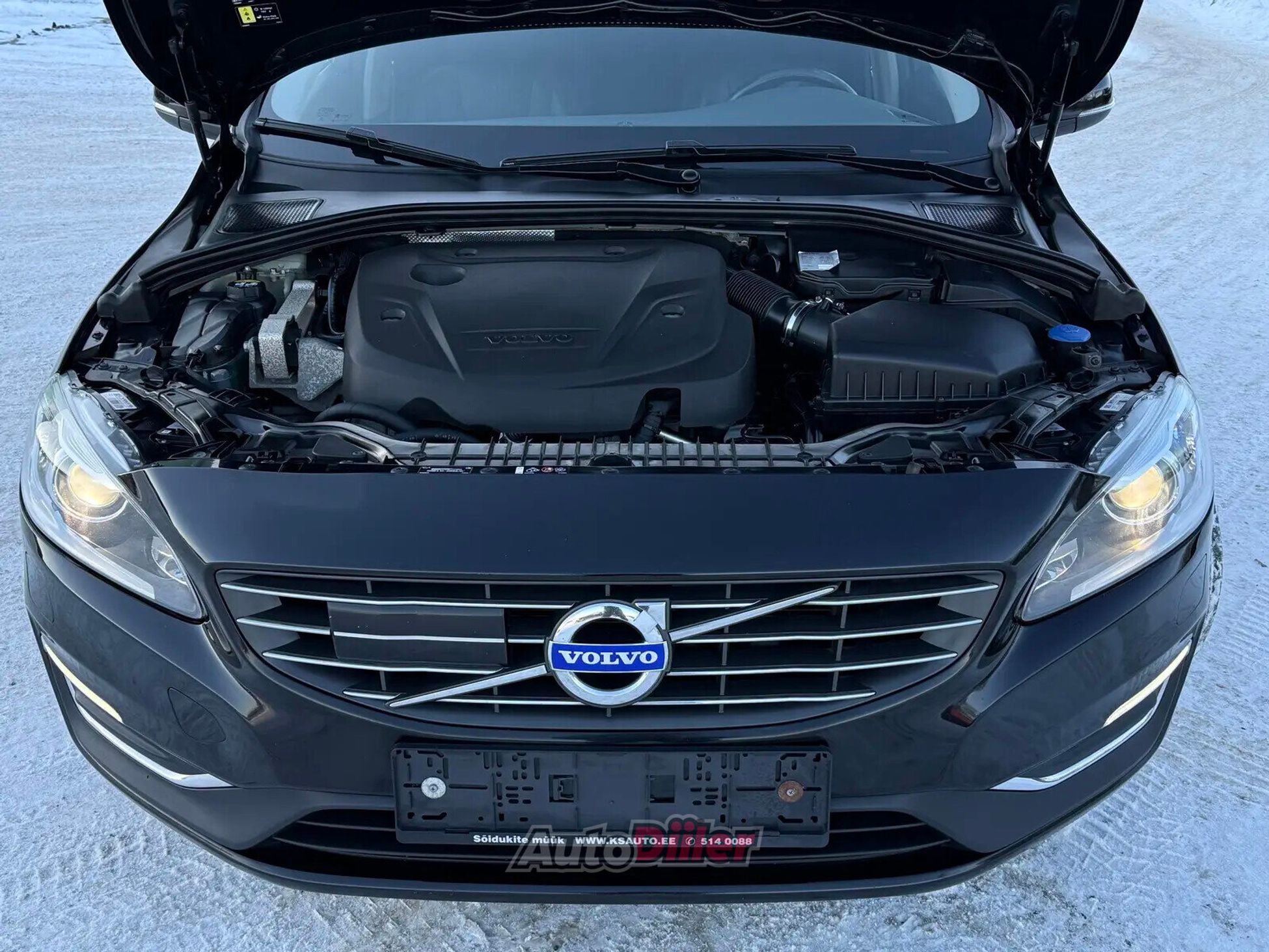 Volvo V60 Momentum Facelift 2.0 140kW 2018, photo 5/10
