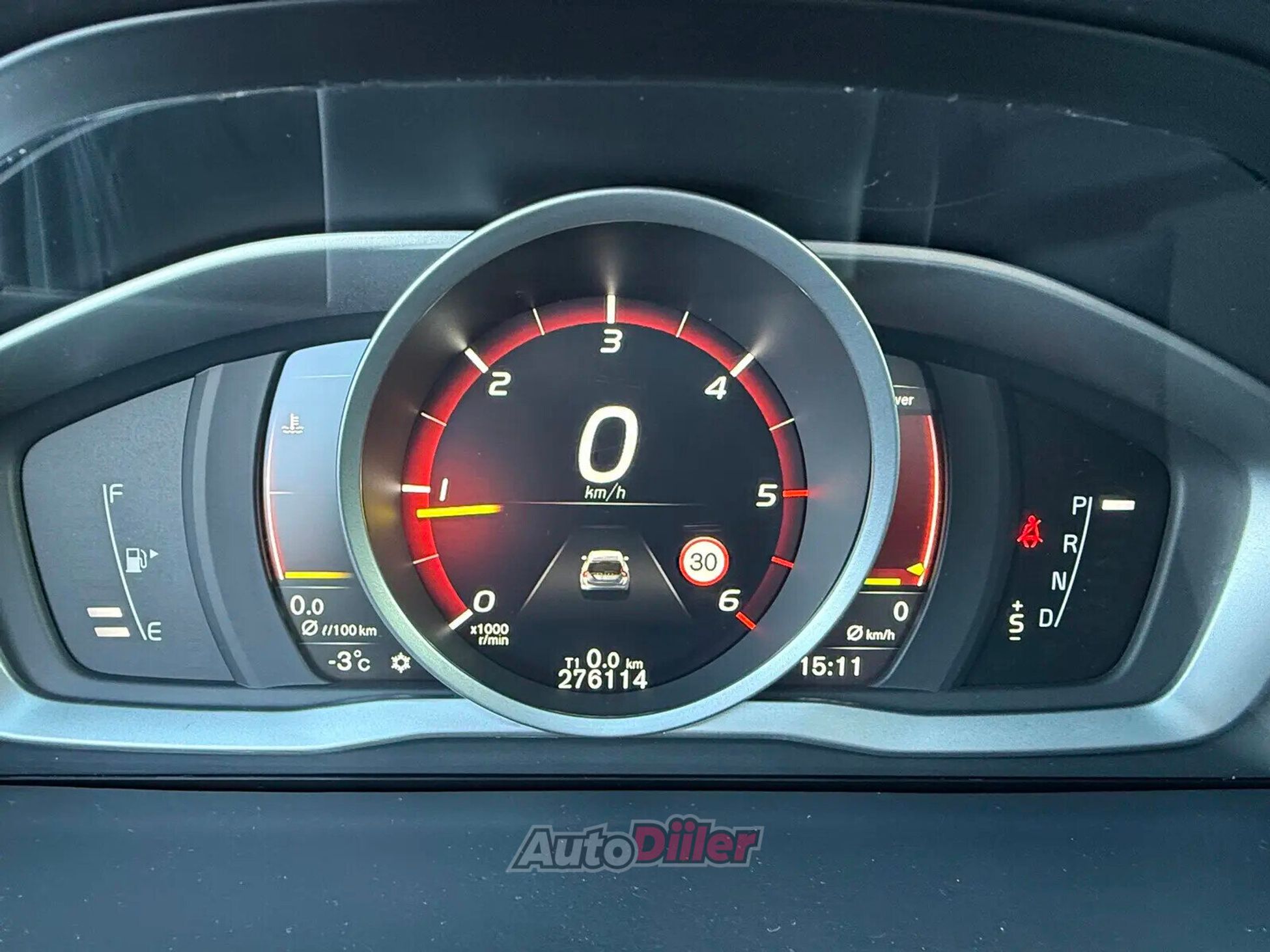 Volvo V60 Momentum Facelift 2.0 140kW 2018, photo 7/10