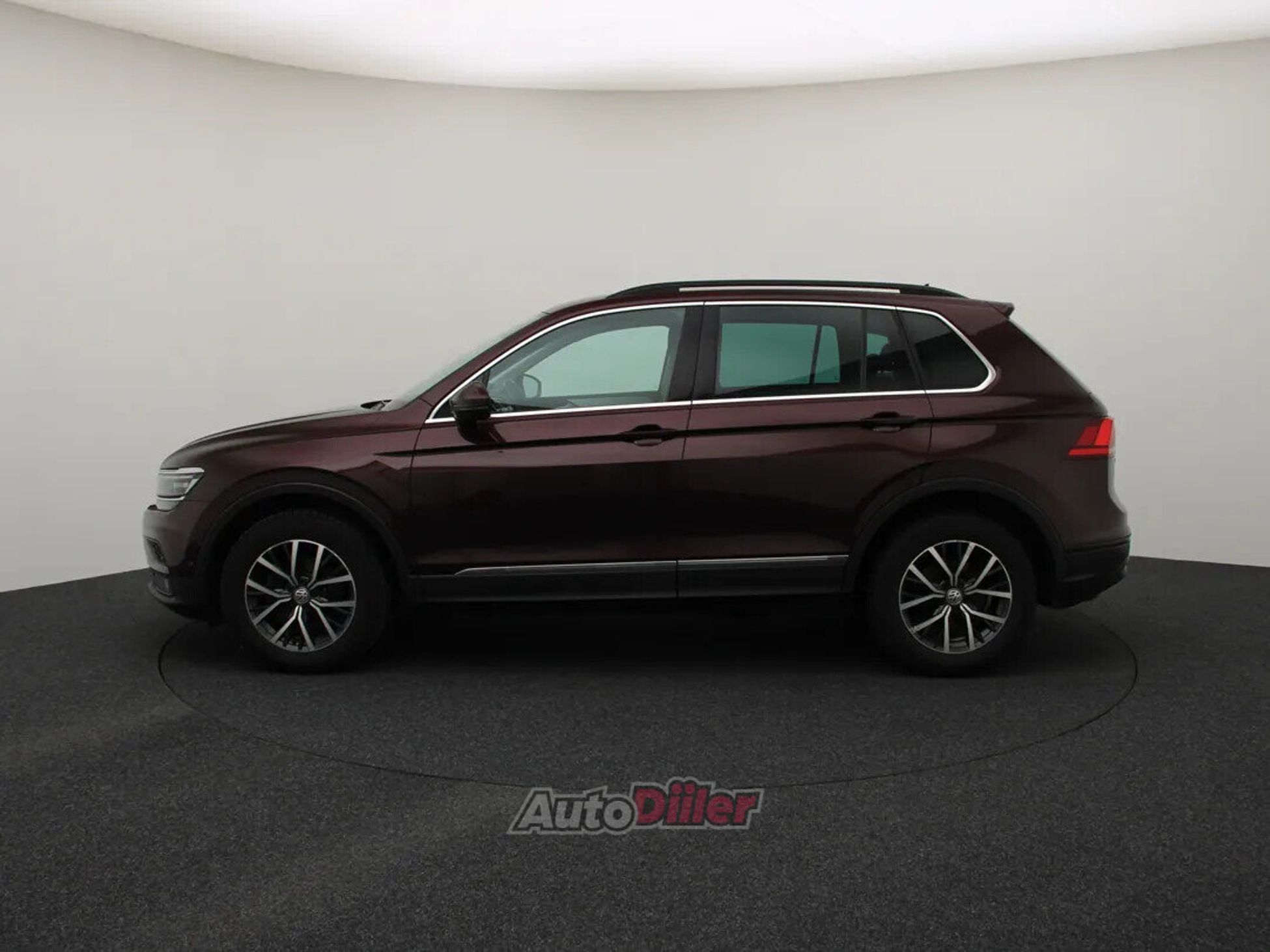 Volkswagen Tiguan Highline 2.0 110kW 2019, kuva 6/10
