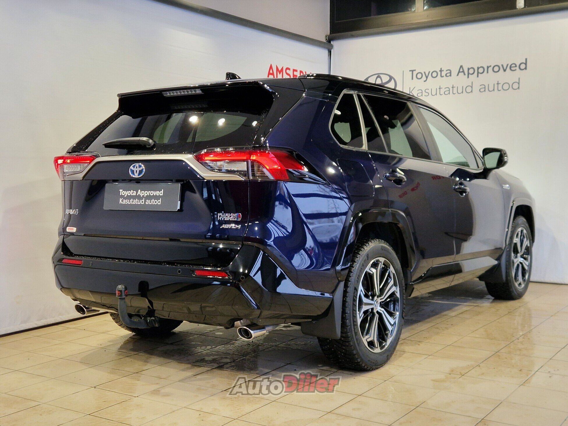 Toyota RAV4 2024, photo 2/10